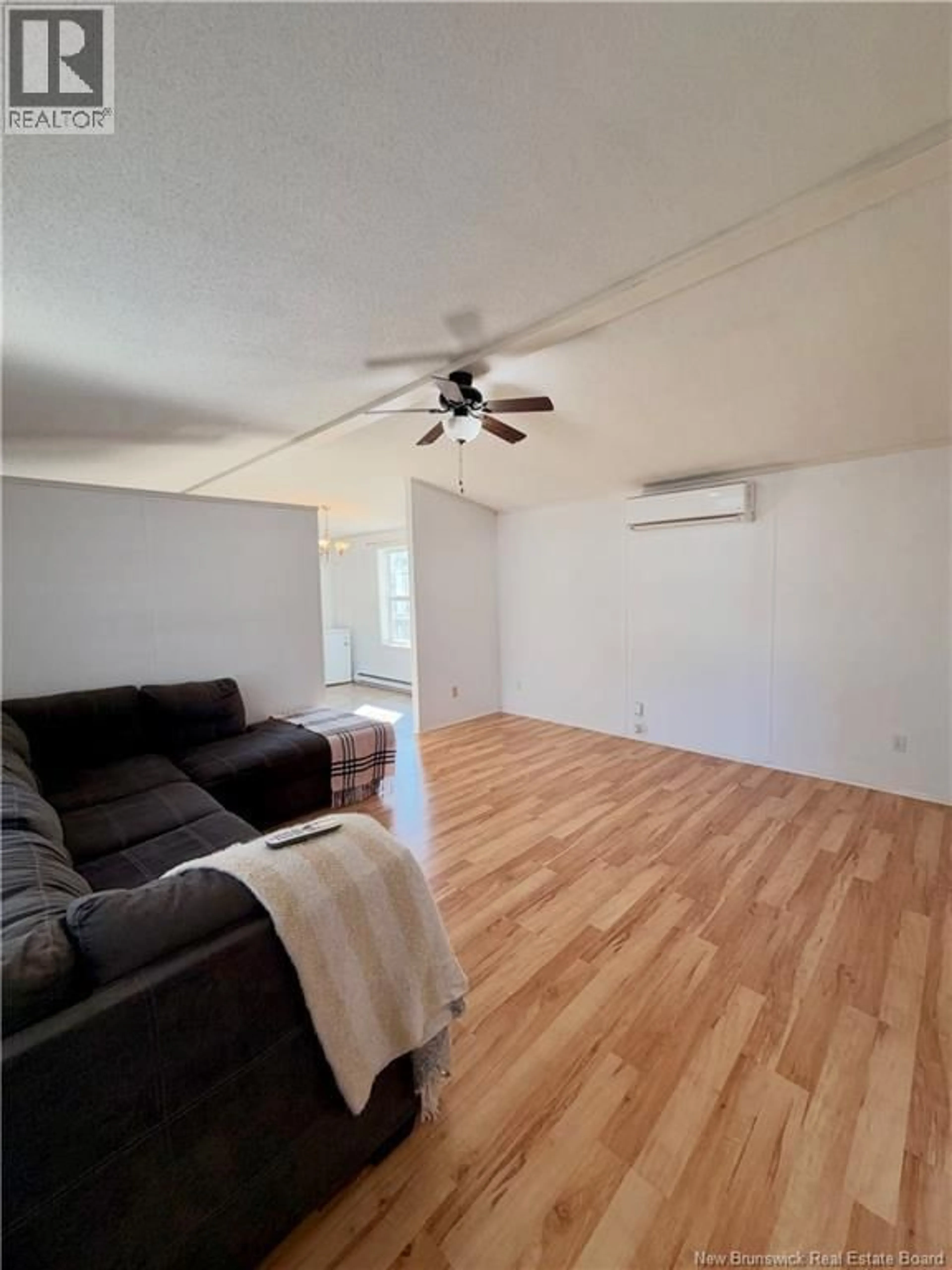 A pic of a room for 71 TRAVIS STREET, Miramichi New Brunswick E1V6A3