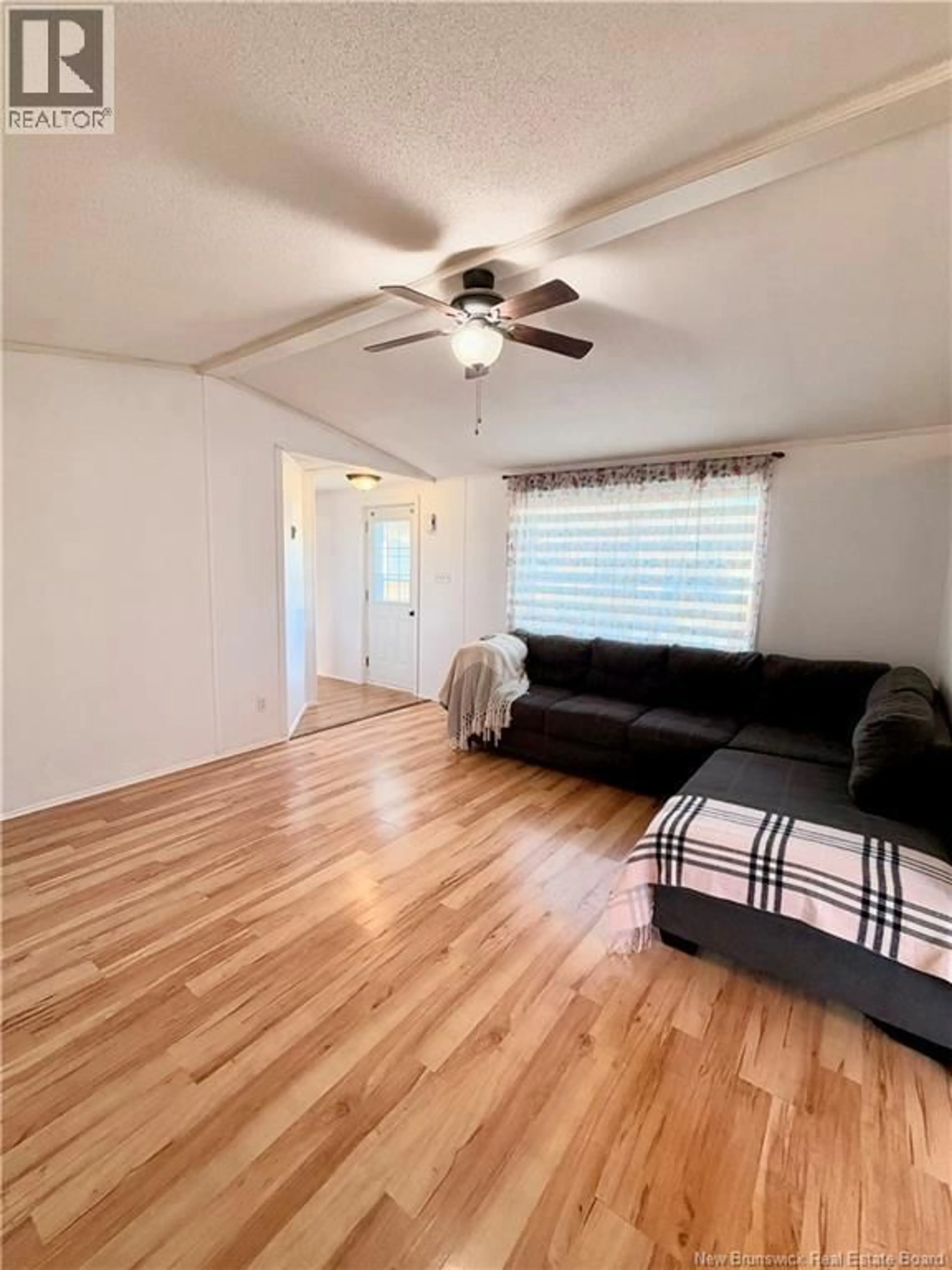 A pic of a room for 71 TRAVIS STREET, Miramichi New Brunswick E1V6A3