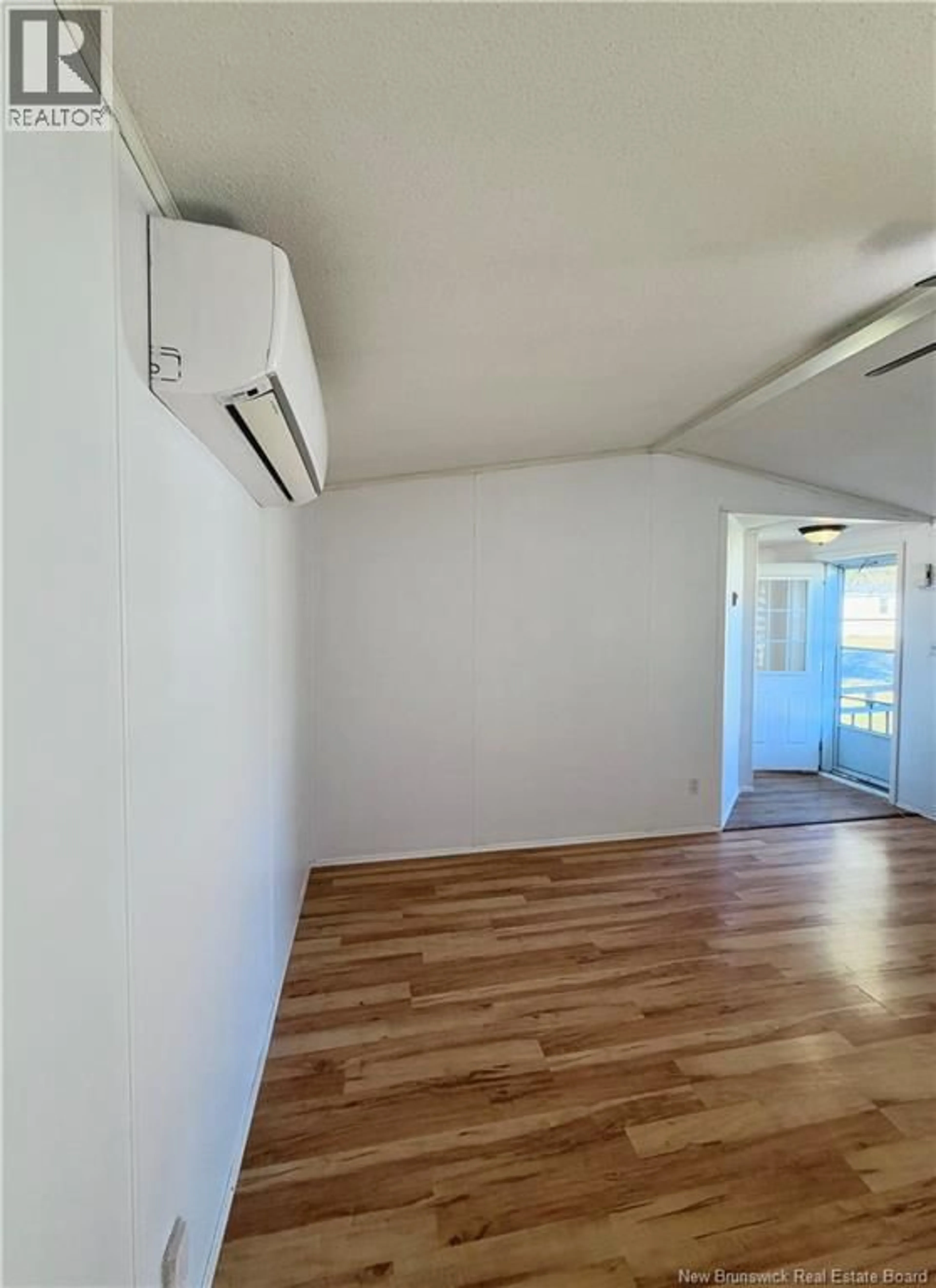 A pic of a room for 71 TRAVIS STREET, Miramichi New Brunswick E1V6A3