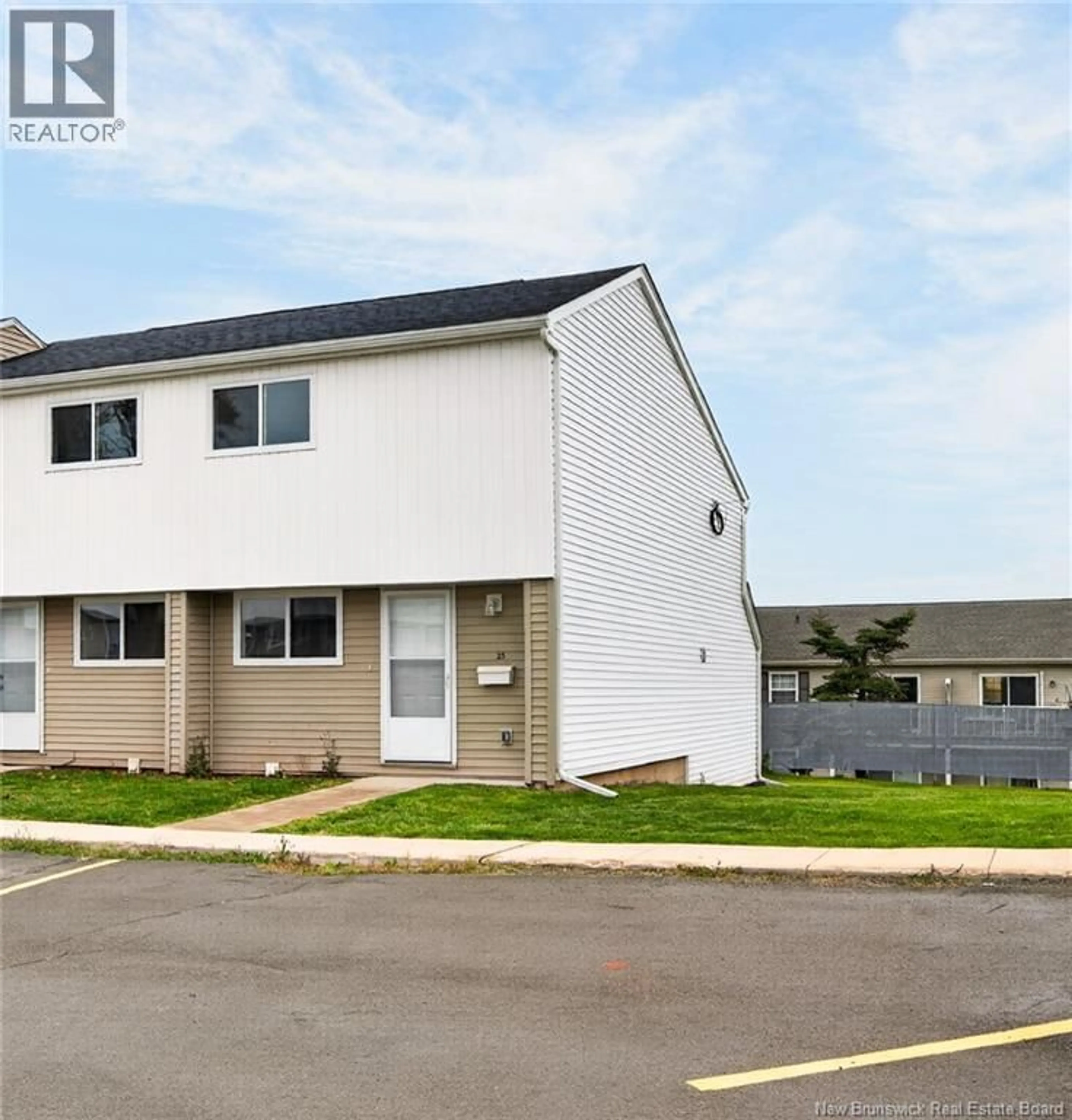 Home with vinyl exterior material, street for 25 - 24 SUFFOLK STREET, Riverview New Brunswick E1B4K6