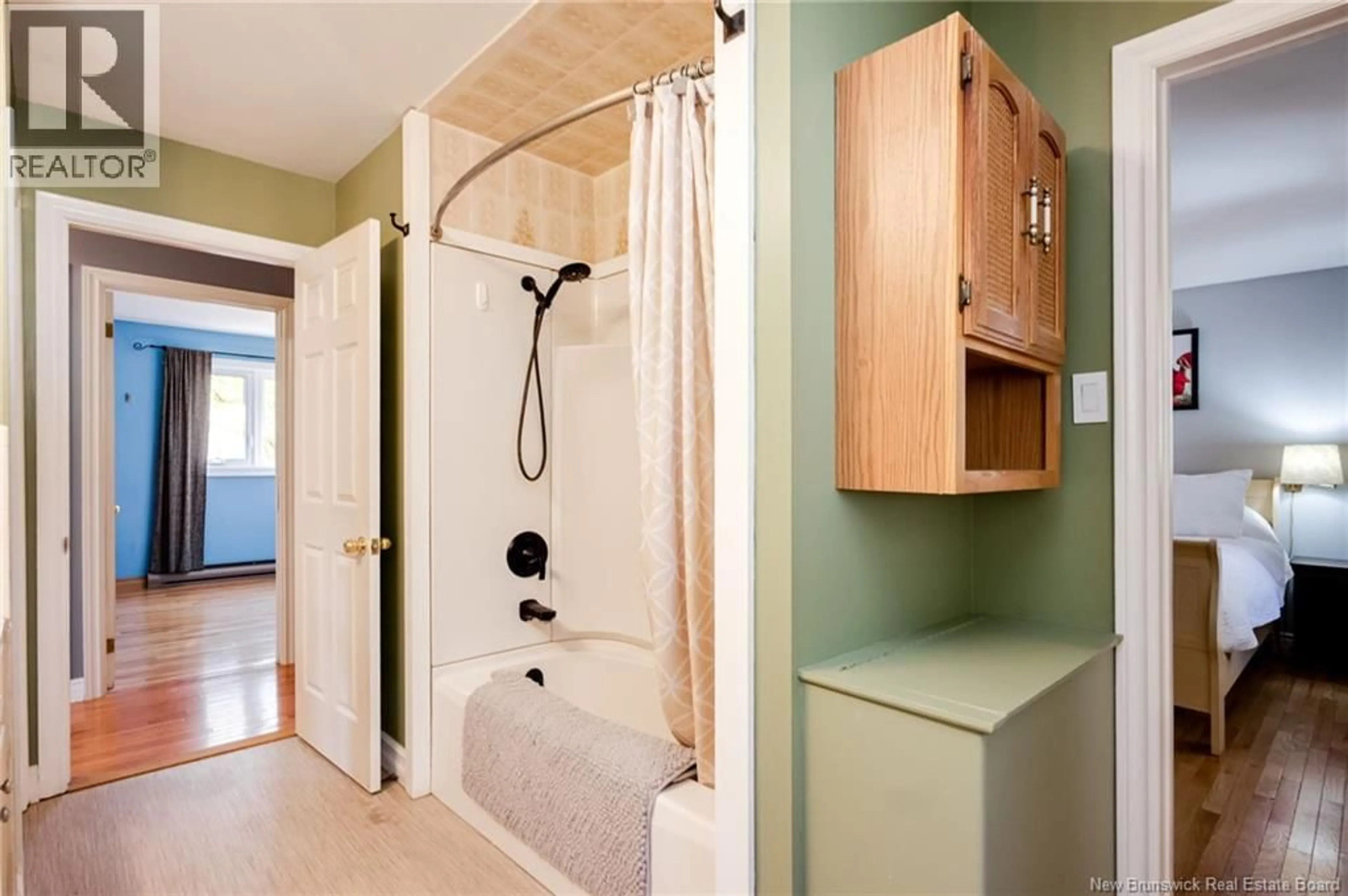 Standard bathroom, ceramic/tile floor for 69 RENSHAW ROAD, Rothesay New Brunswick E2H1R7
