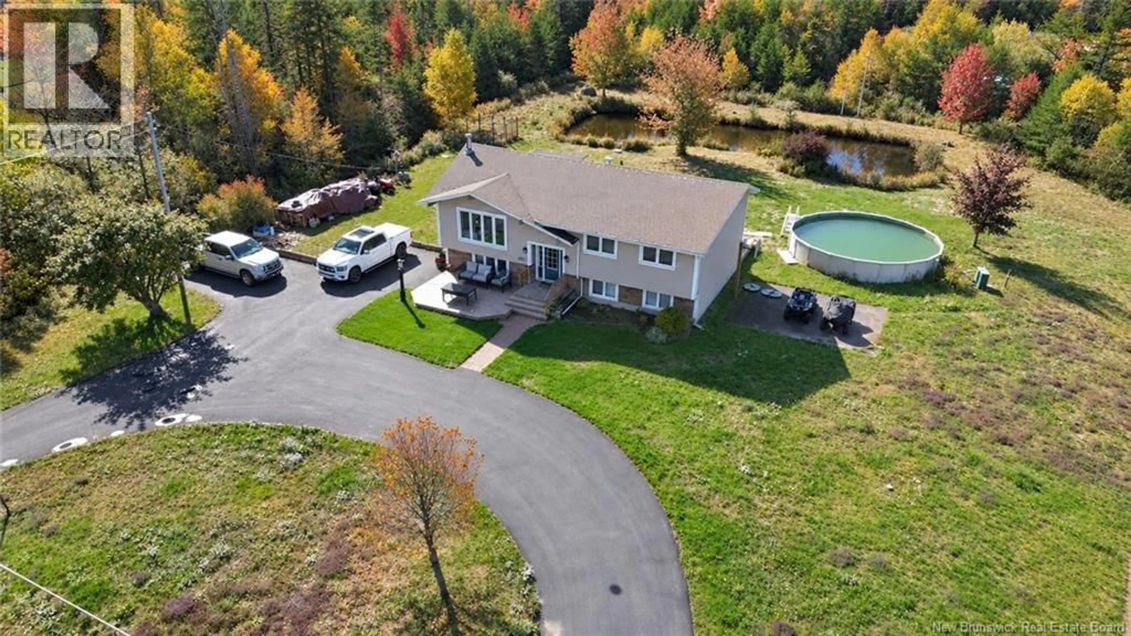 A pic from outside/outdoor area/front of a property/back of a property/a pic from drone, water/lake/river/ocean view for 710 ROUTE 776, Grand Manan New Brunswick E5G3C3