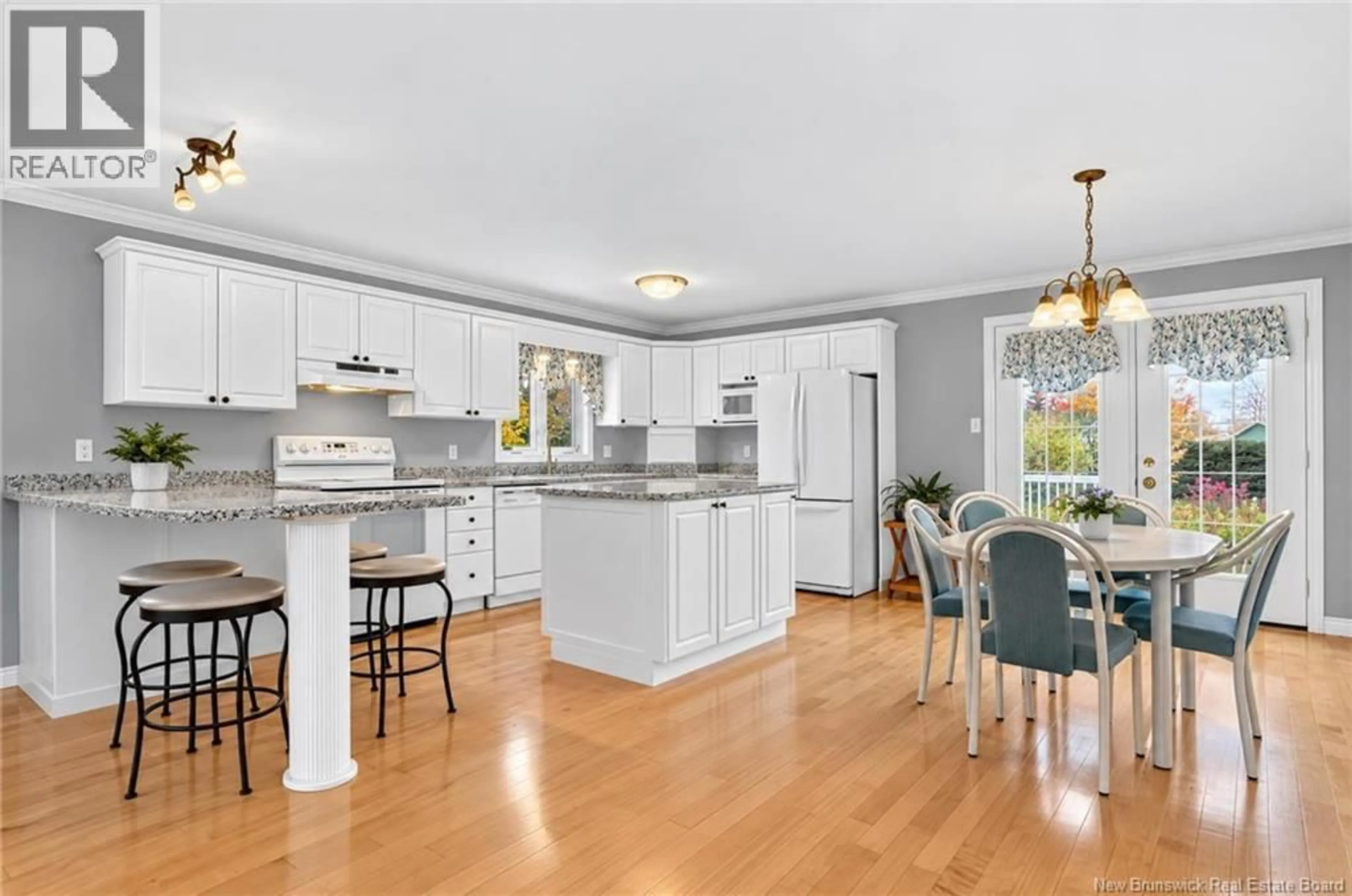 Open concept kitchen, unknown for 104 LEGER, Saint-Antoine New Brunswick E4V1J7
