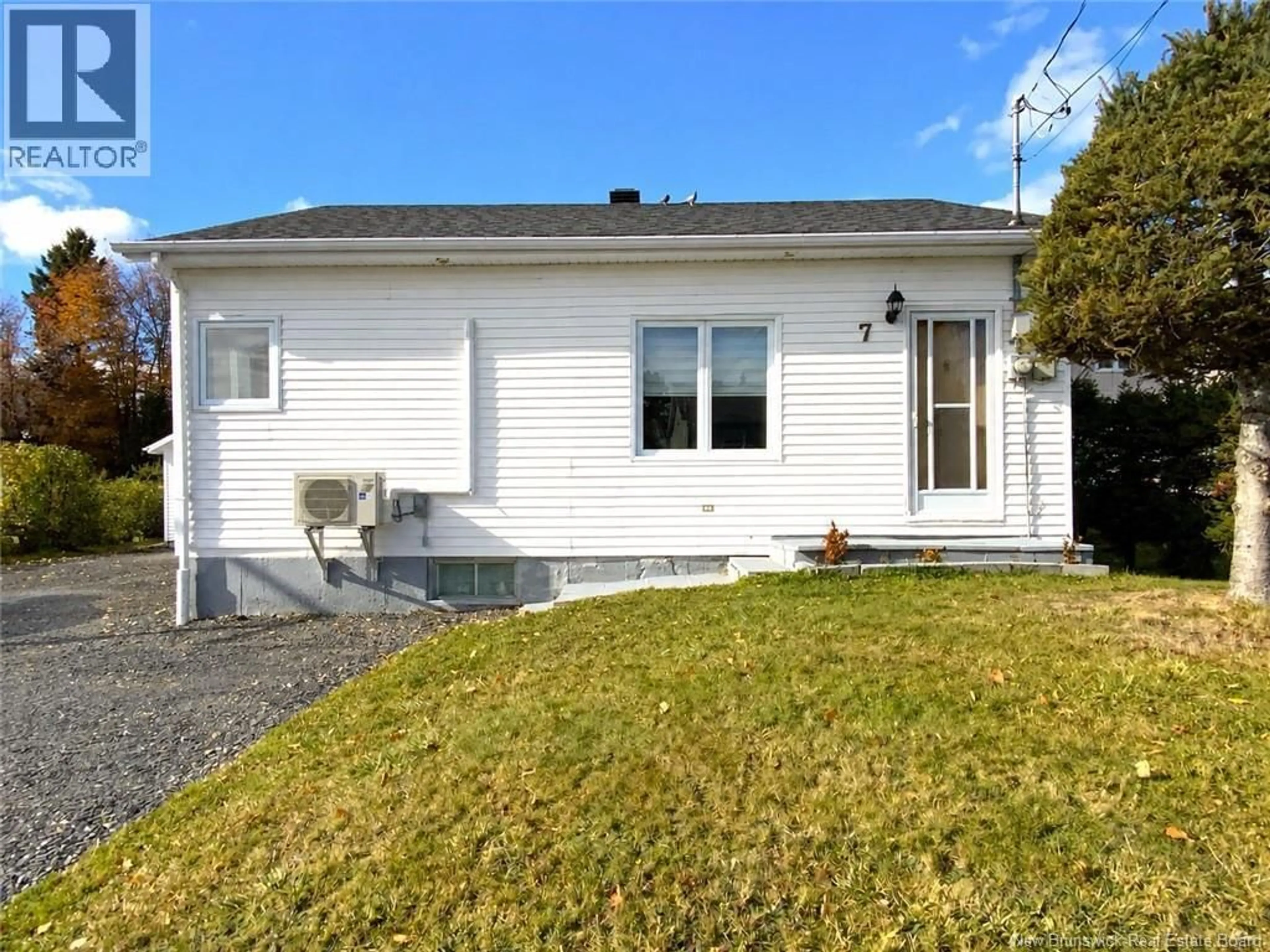 Home with vinyl exterior material, street for 7 LAJOIE STREET, Saint-Basile New Brunswick E7C1E1