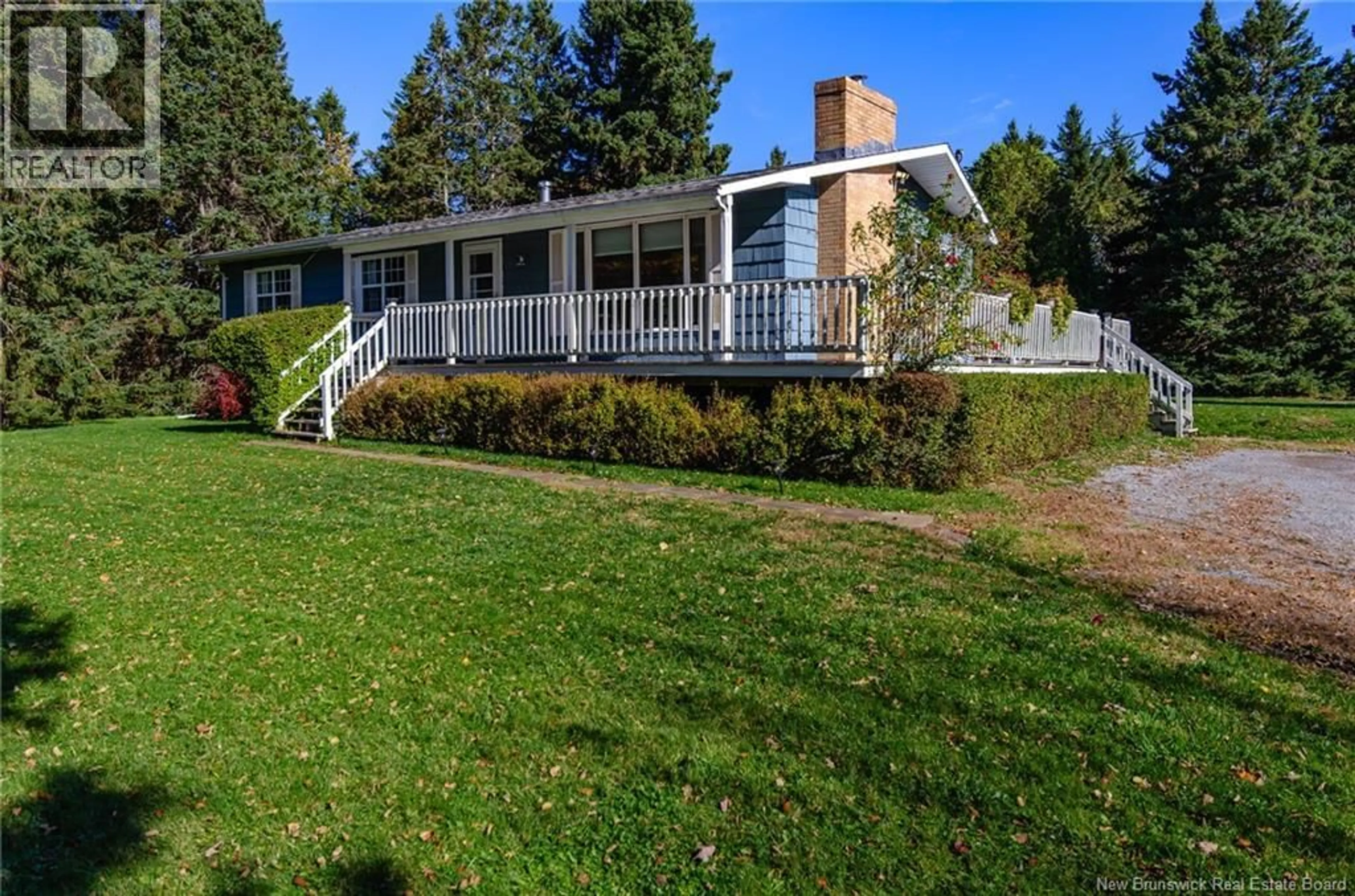 Home with vinyl exterior material, unknown for 44 NECK ROAD, Quispamsis New Brunswick E2G1J5