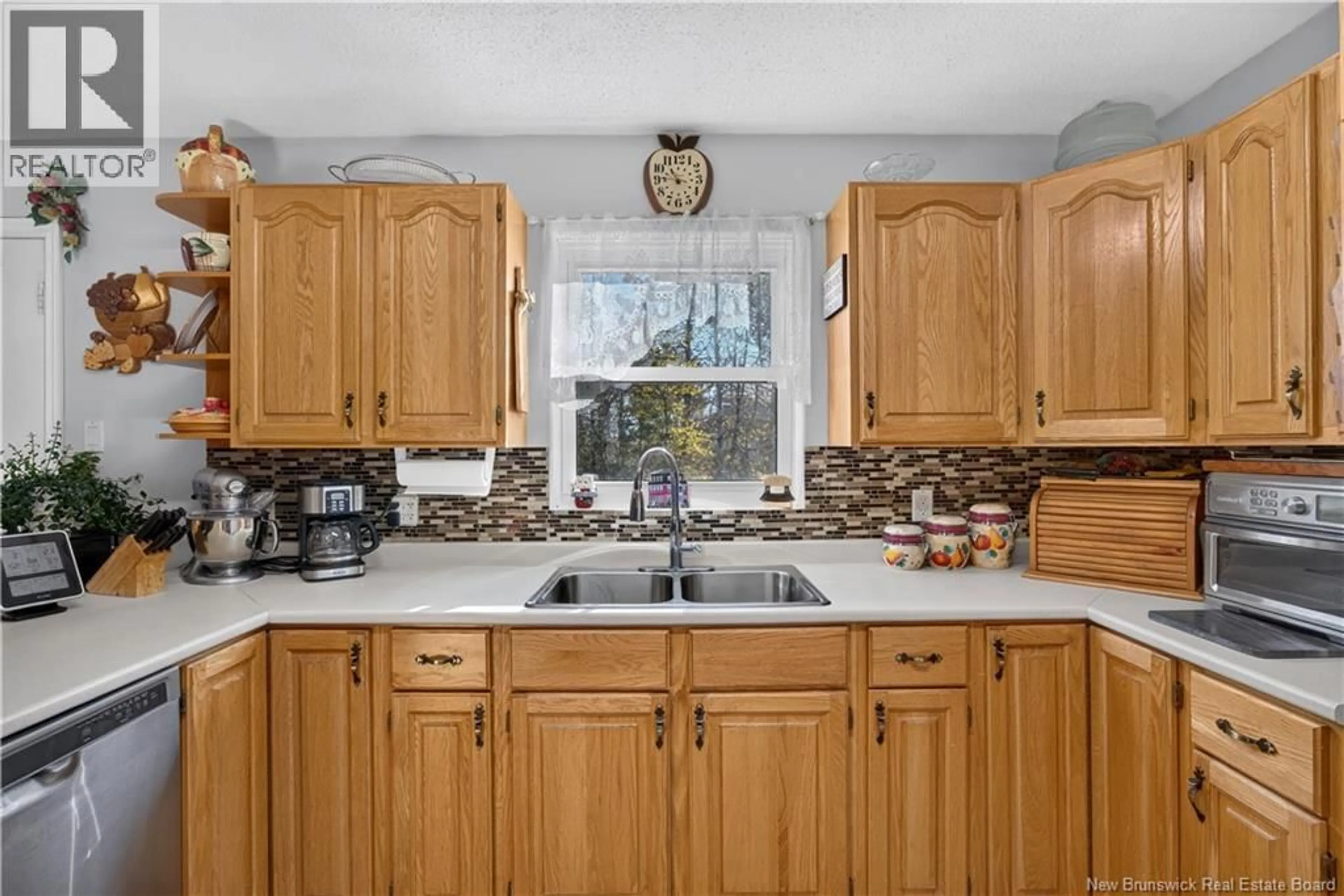 Standard kitchen, ceramic/tile floor for 2 JARDINE STREET, Miramichi New Brunswick E1V6T8