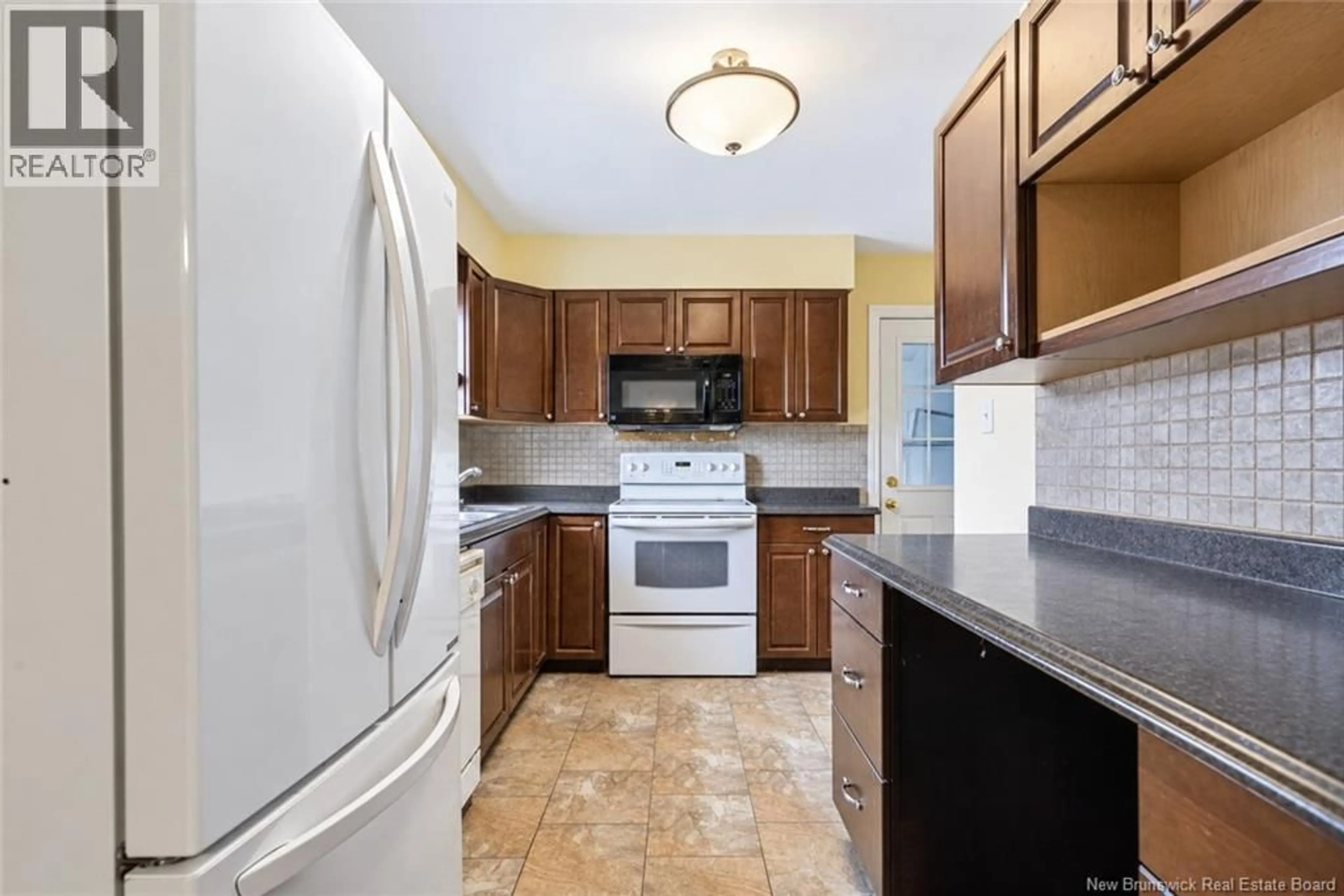 Standard kitchen, unknown for 79 WILCOX STREET, Nashwaaksis New Brunswick E3A5C8
