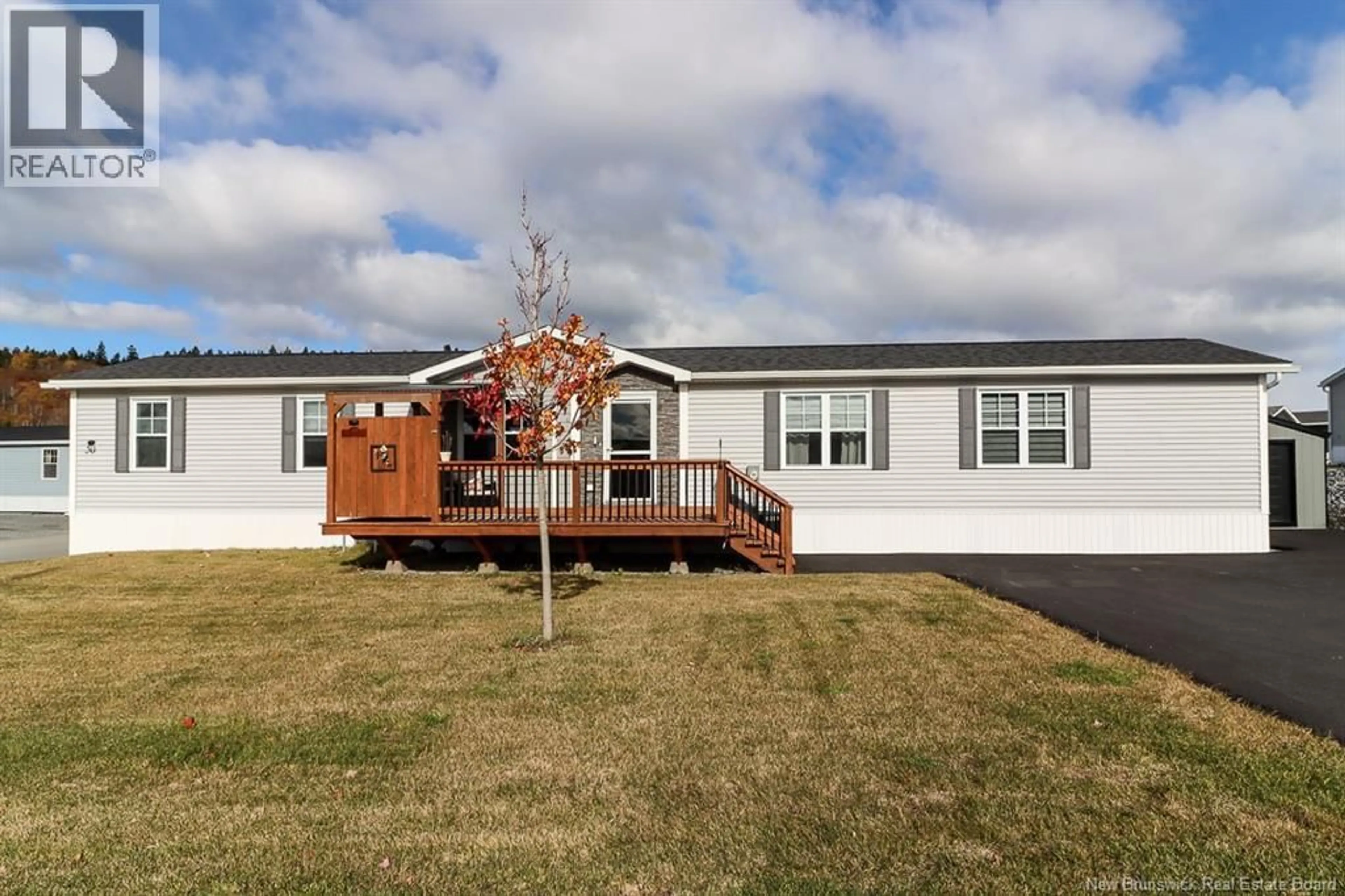Home with vinyl exterior material, water/lake/river/ocean view for 50 REX HURLEY BOULEVARD, Saint John New Brunswick E2H0B6