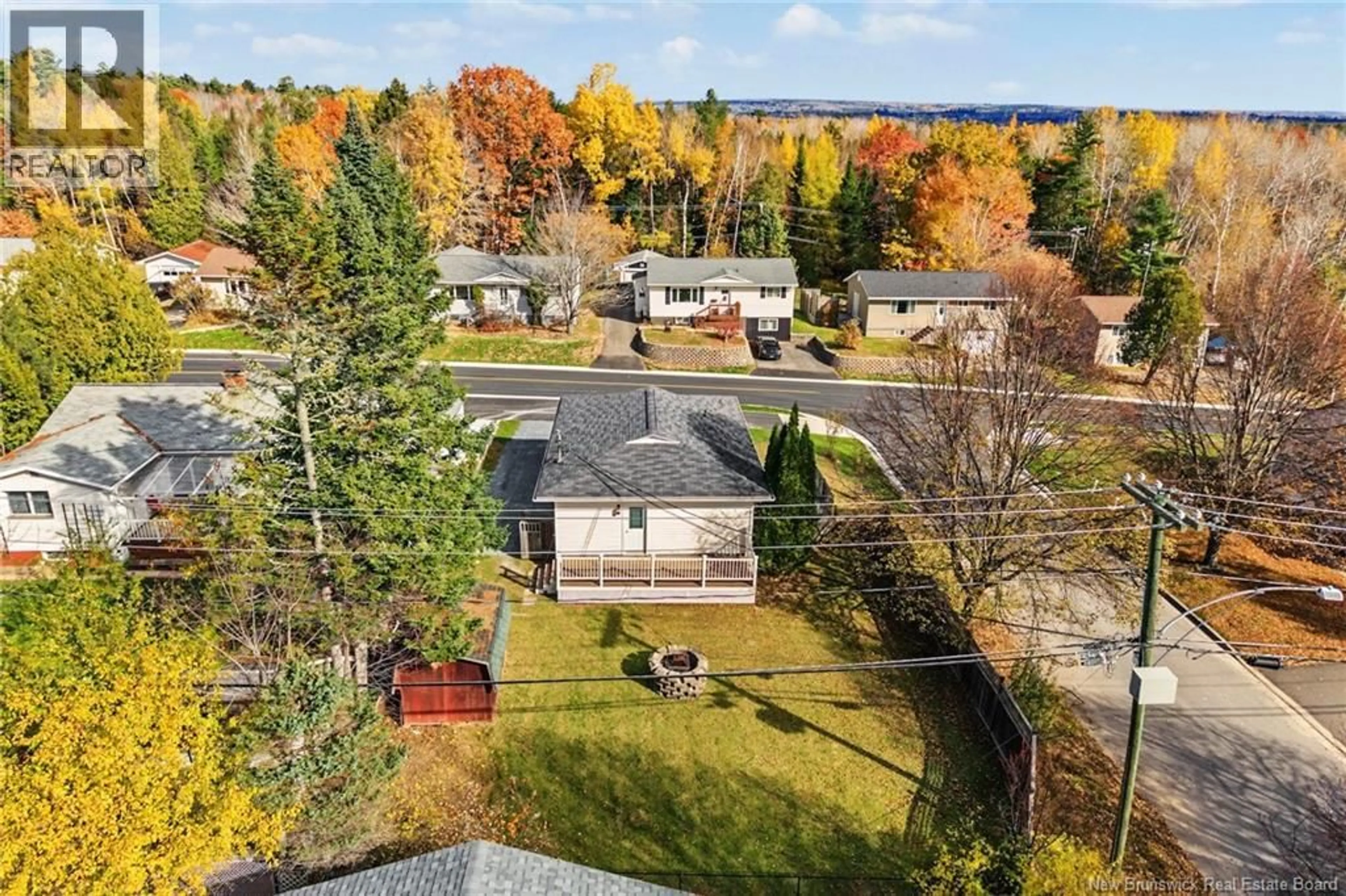 A pic from outside/outdoor area/front of a property/back of a property/a pic from drone, unknown for 2 MCINNIS COURT, Fredericton New Brunswick E3A4G9