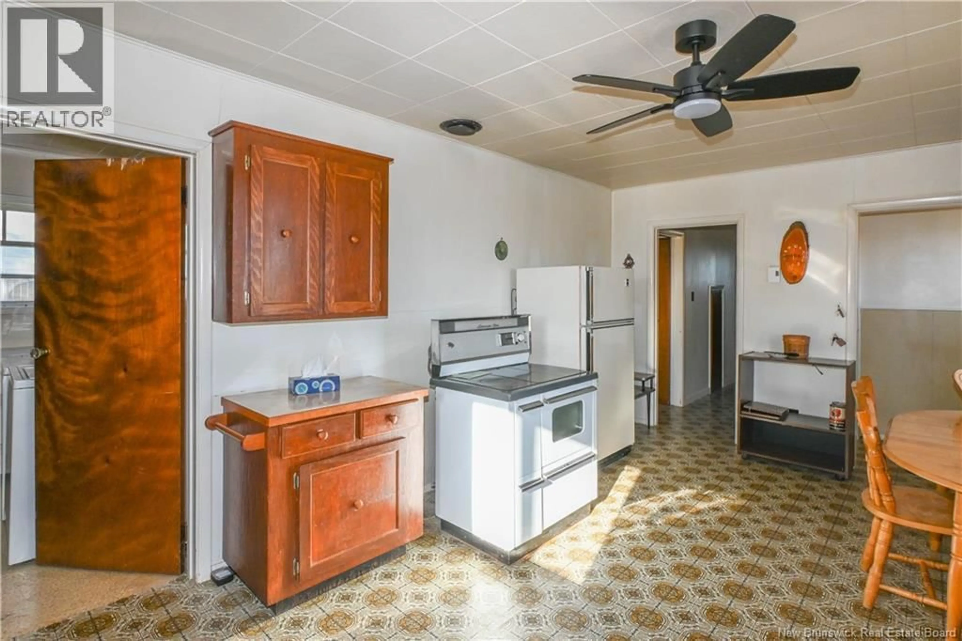 Standard kitchen, ceramic/tile floor for 335 ACADIE STREET, Grande-Anse New Brunswick E8N1A4