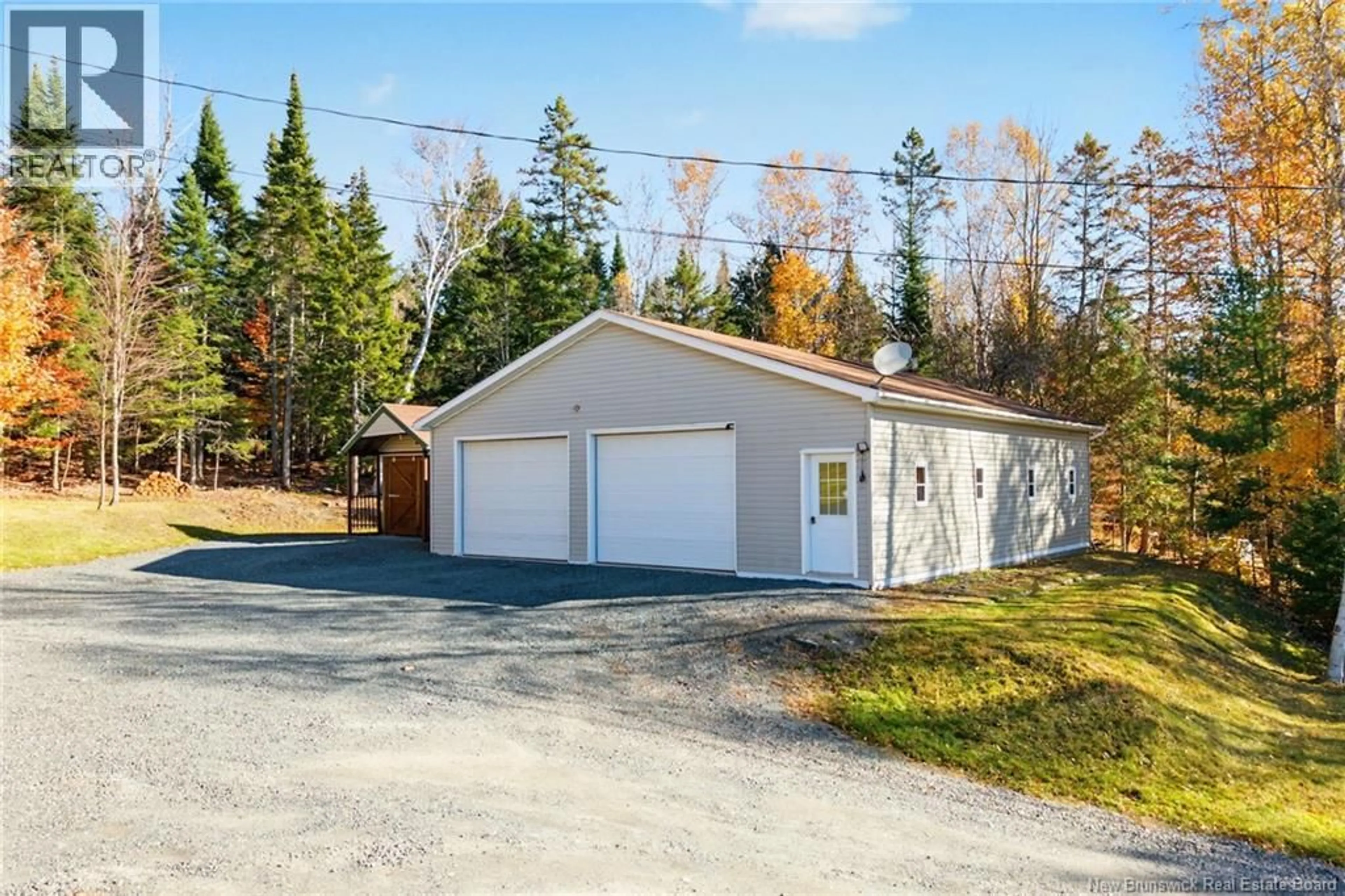Indoor garage for 335 MAZEROLLE SETTLEMENT ROAD, Upper Kingsclear New Brunswick E3E1W3