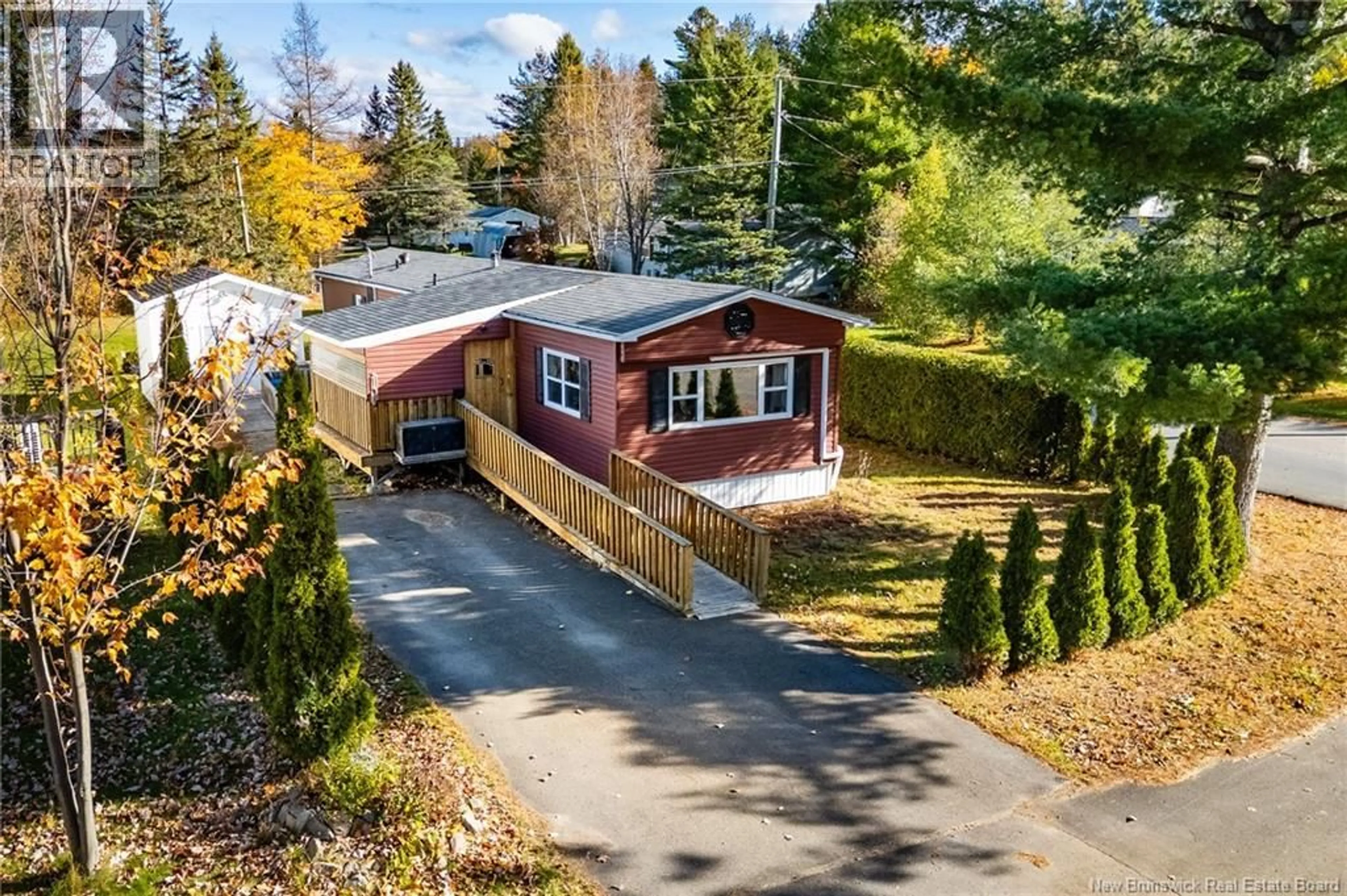 A pic from outside/outdoor area/front of a property/back of a property/a pic from drone, street for 1 THOMAS COURT, Lincoln New Brunswick E3B6V4