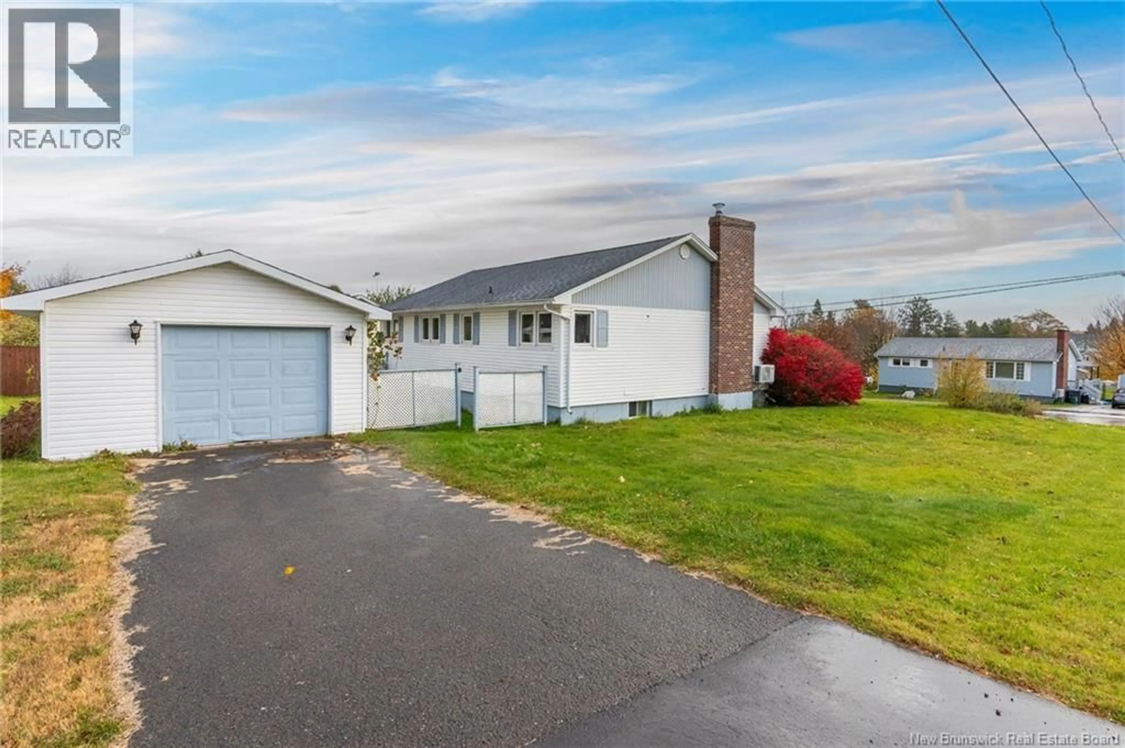 Home with vinyl exterior material, unknown for 34 MANNING ROAD, Riverview New Brunswick E1B3X2