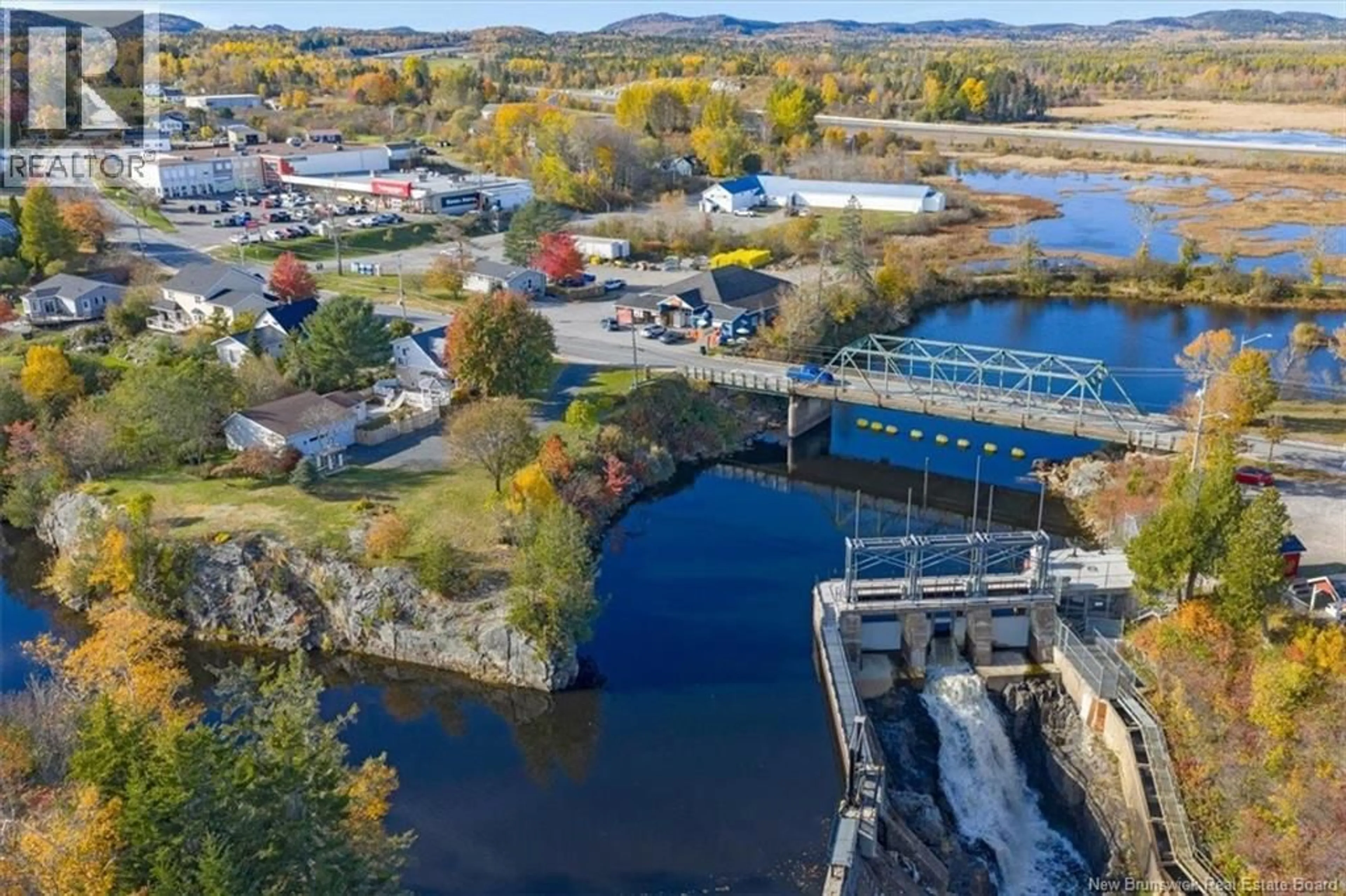 A pic from outside/outdoor area/front of a property/back of a property/a pic from drone, water/lake/river/ocean view for 152 BRUNSWICK STREET, St George New Brunswick E5C3A5