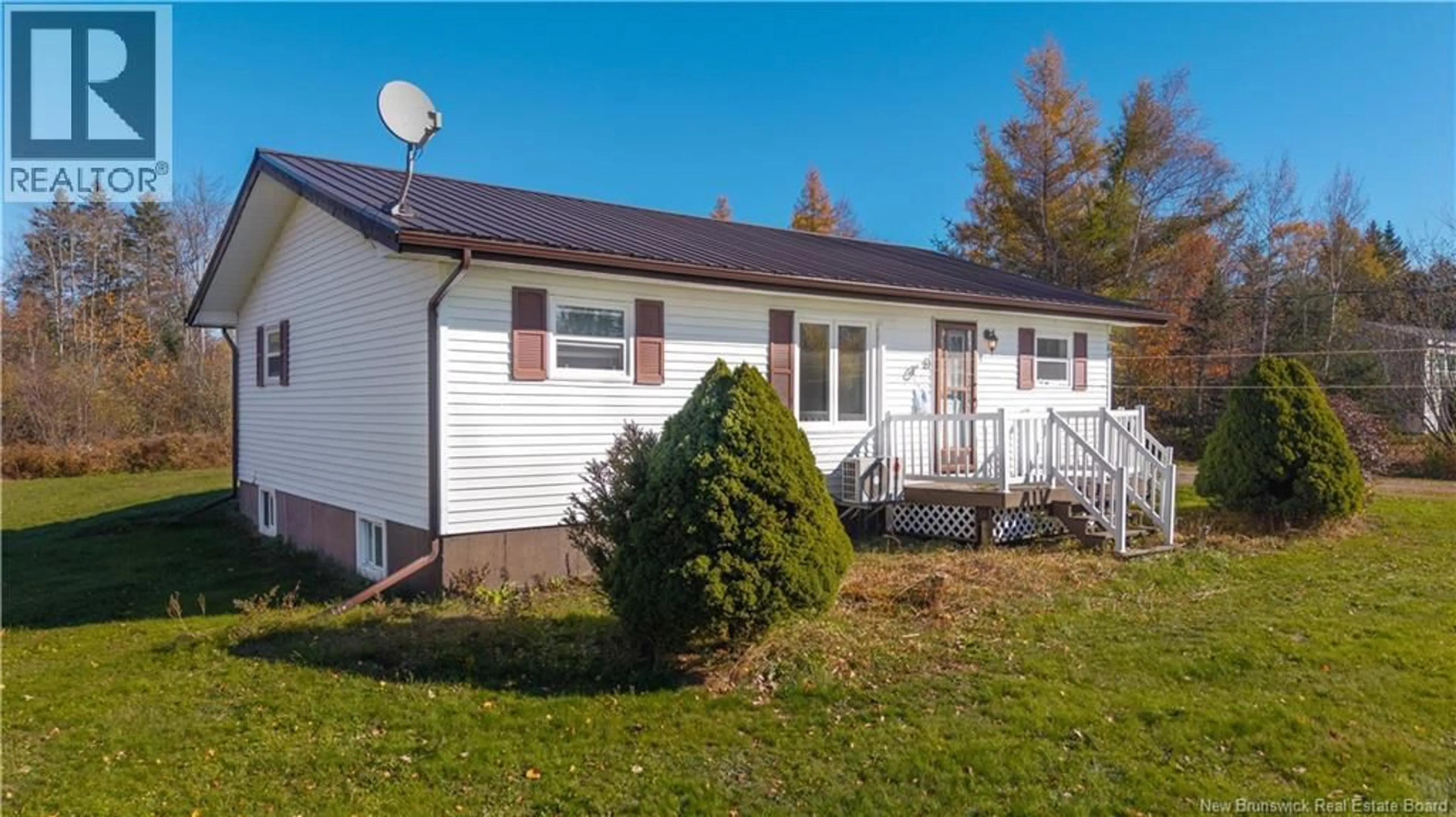 Home with vinyl exterior material, street for 169 MURPHY ROAD, Saint David Ridge New Brunswick E3L4S8