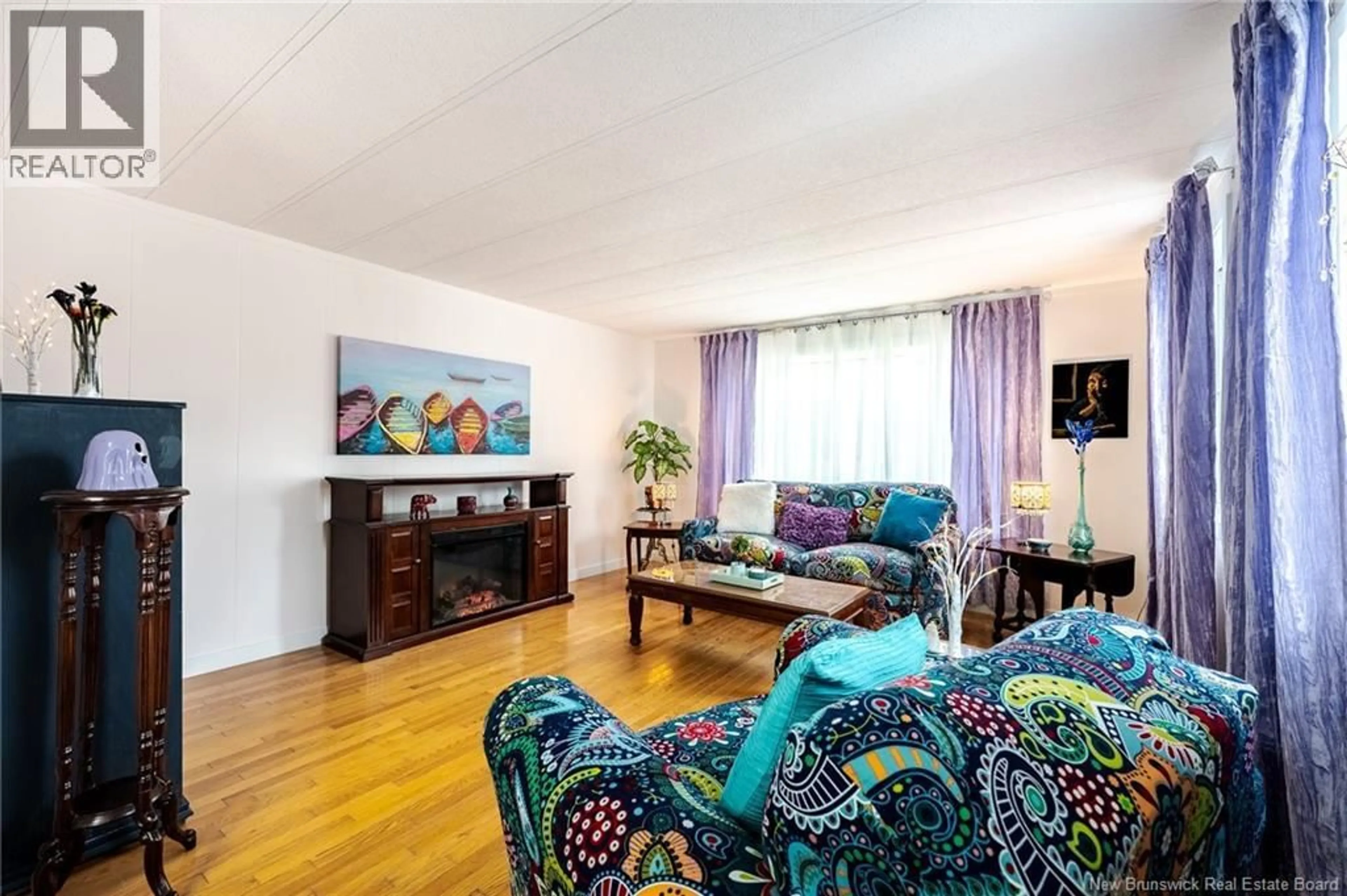 Living room with furniture, unknown for 19 KELLYS DRIVE, Fredericton New Brunswick E3B7R1