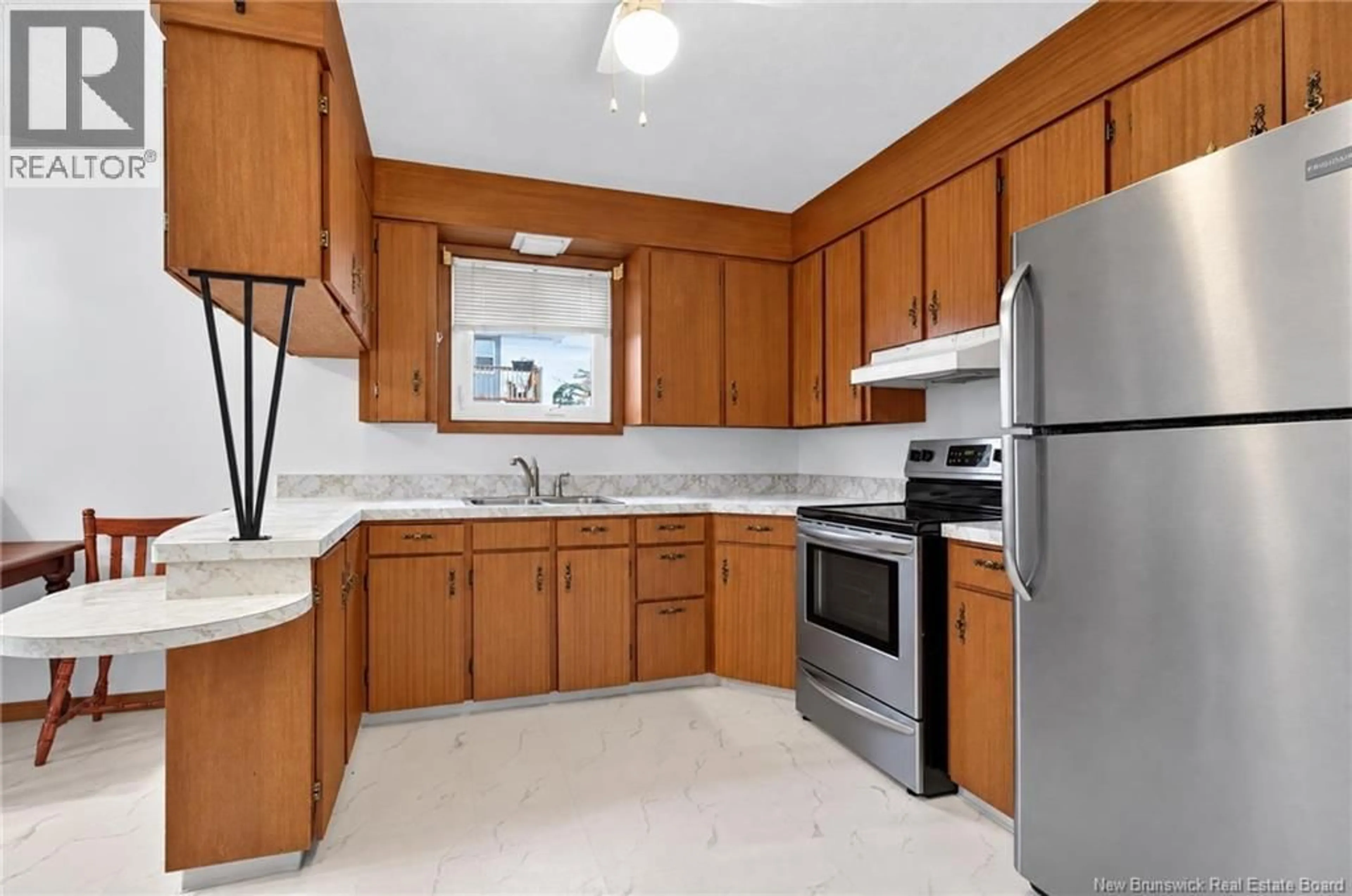 Standard kitchen, ceramic/tile floor for 172 JACQUES, Memramcook New Brunswick E4K2H8