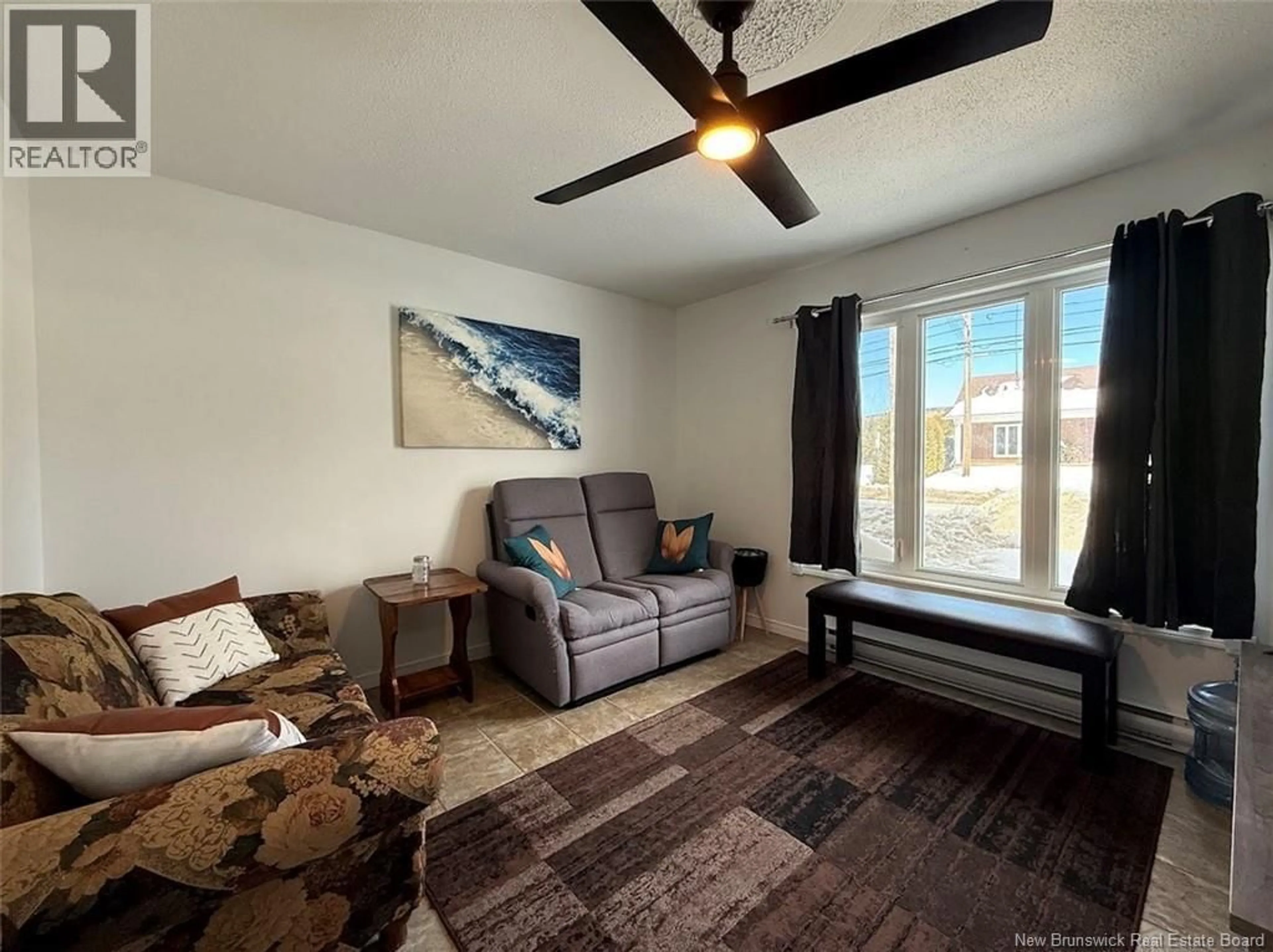 Living room with furniture, unknown for 832 VICTORIA STREET, Edmundston New Brunswick E3V3T1