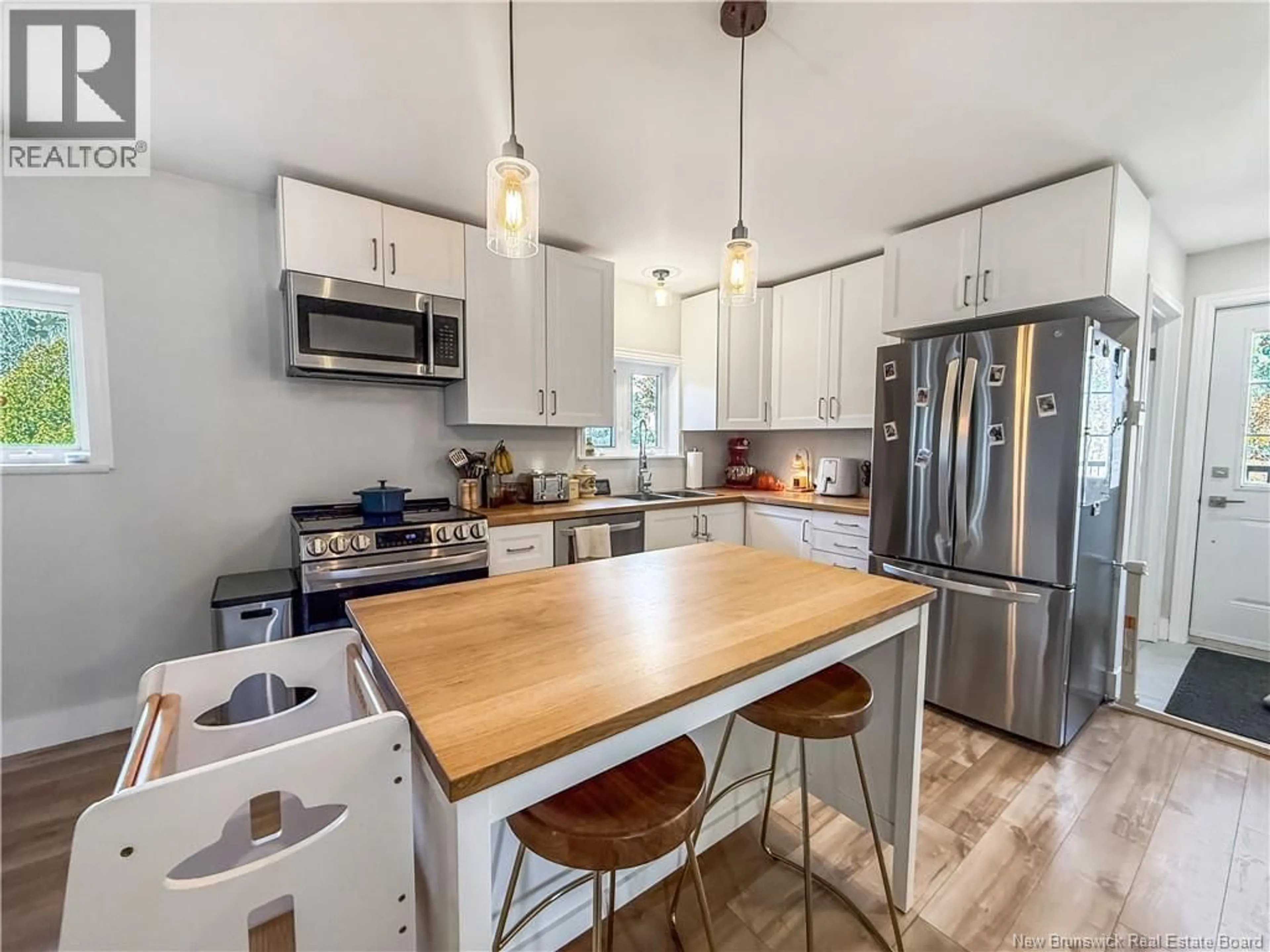 Open concept kitchen, wood/laminate floor for 166 MURRAY ROAD, Robinsonville New Brunswick E3N6H4