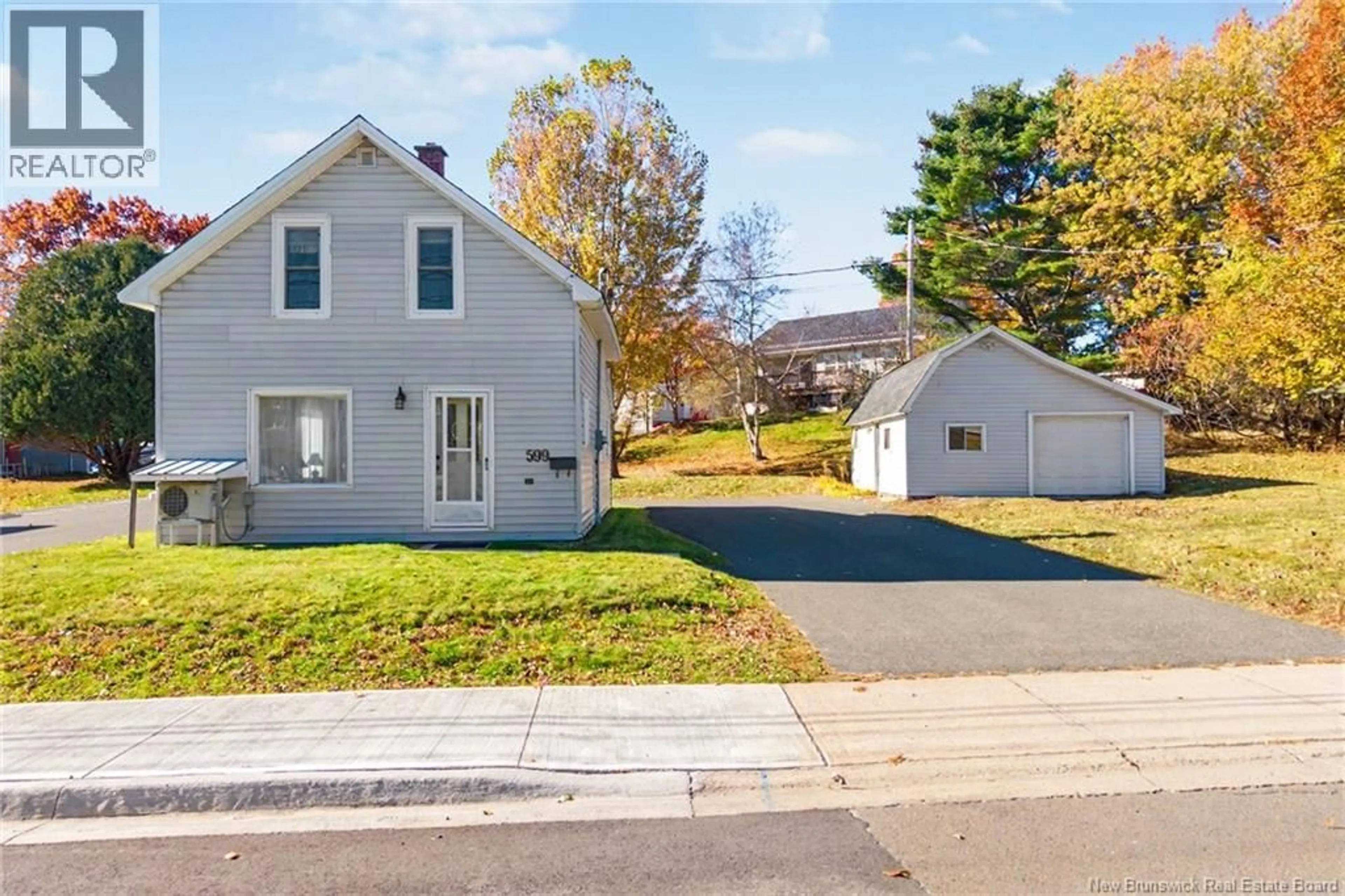 A pic from outside/outdoor area/front of a property/back of a property/a pic from drone, street for 599 CANADA STREET, Fredericton New Brunswick E3A4A9
