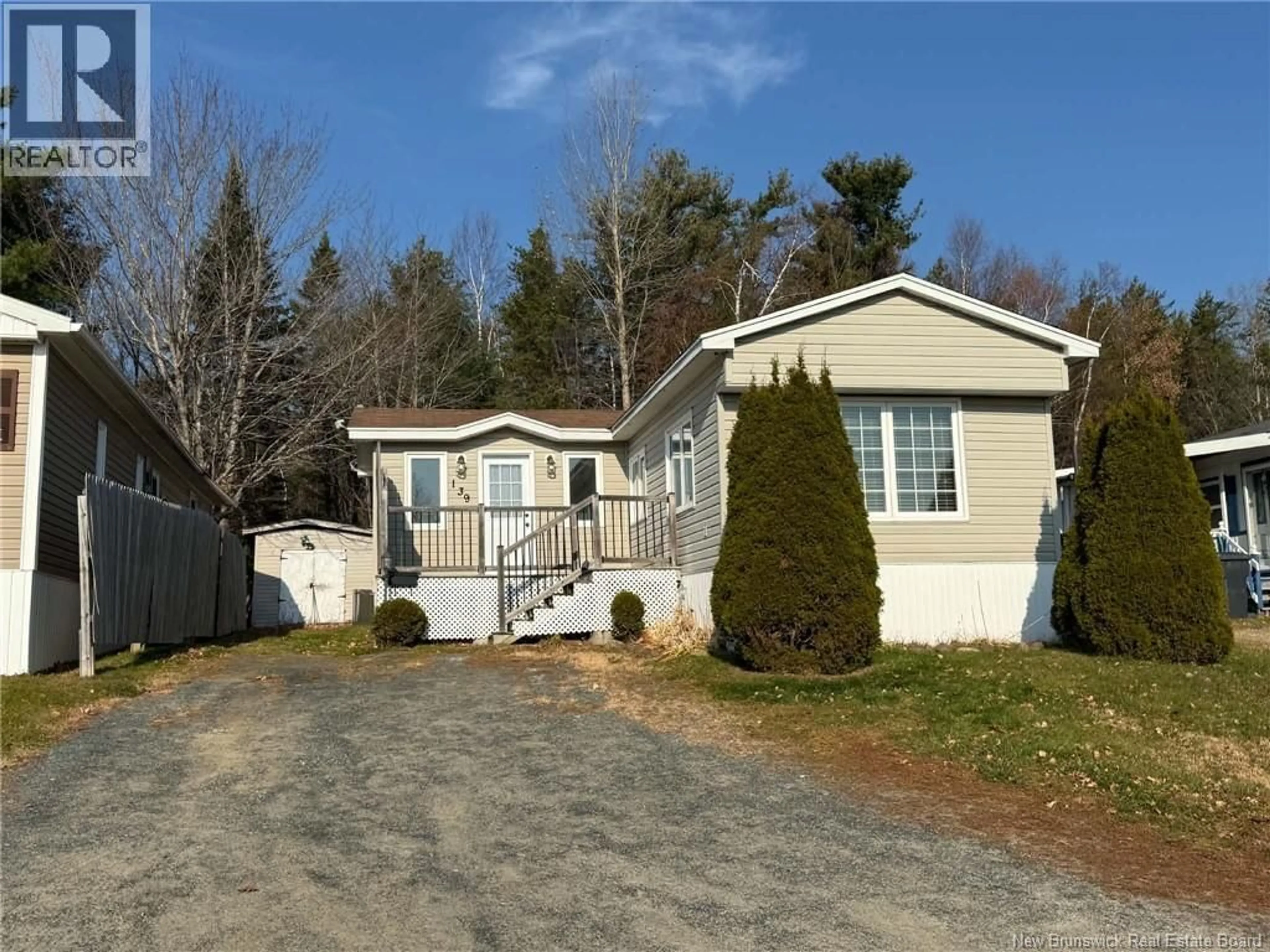 Home with vinyl exterior material, street for 139 FARRER CRESCENT, Miramichi New Brunswick E1V1E8