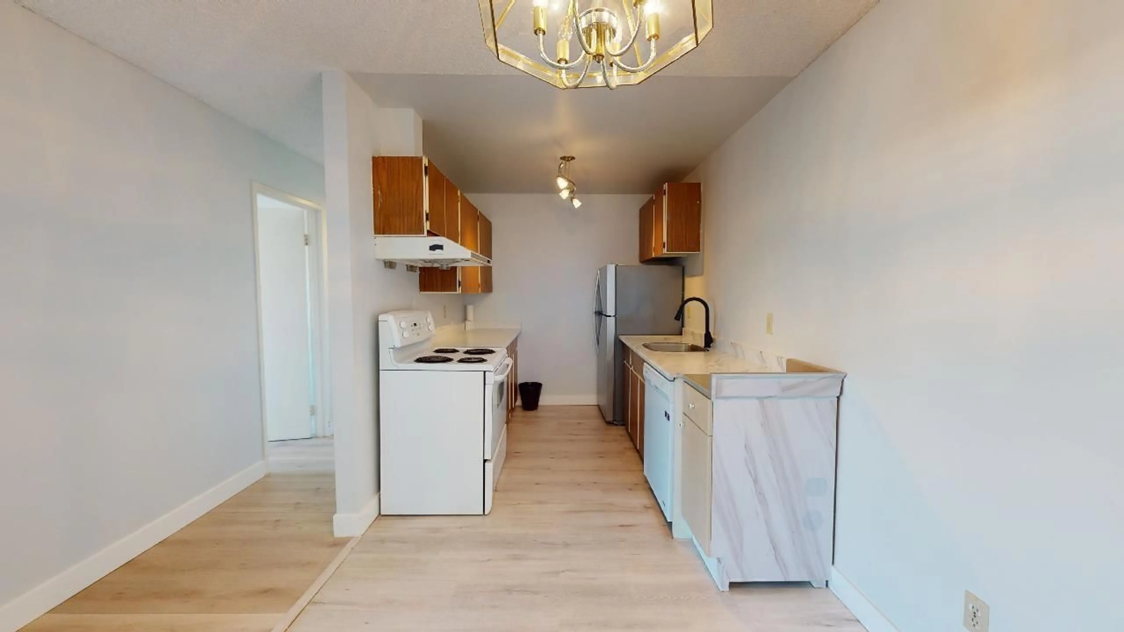 Standard kitchen, wood/laminate floor for 213 7240 LINDSAY ROAD, Richmond British Columbia V7C3M6