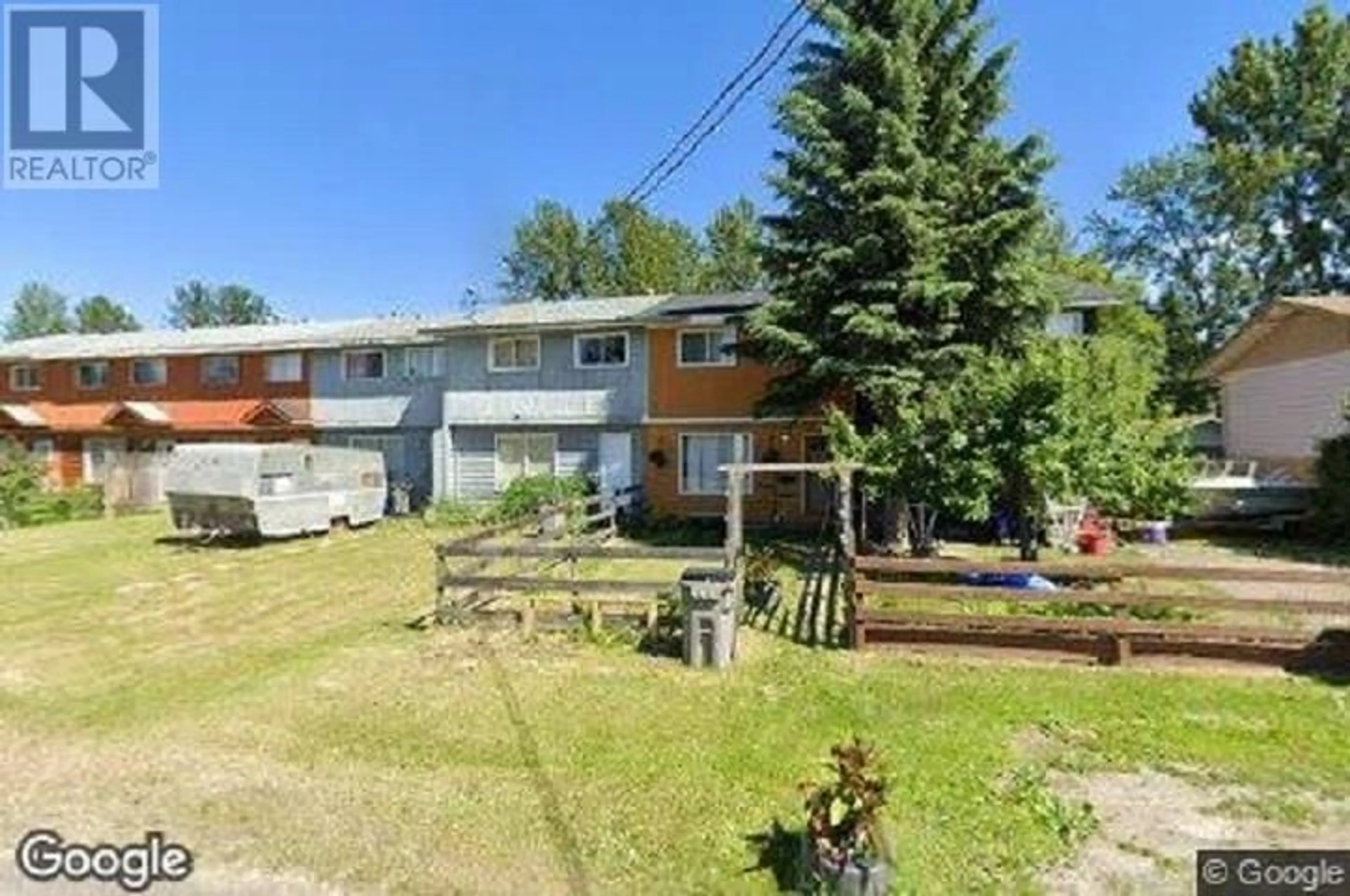 Frontside or backside of a home for 250 BOYD STREET, Quesnel British Columbia V2J1L7