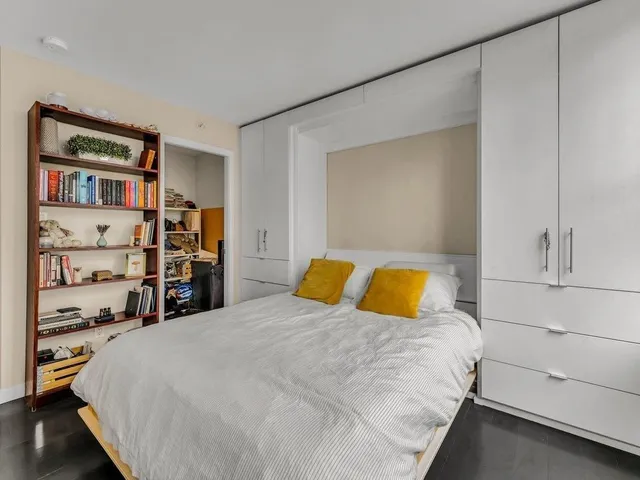 702 989 BEATTY STREET, Vancouver 5