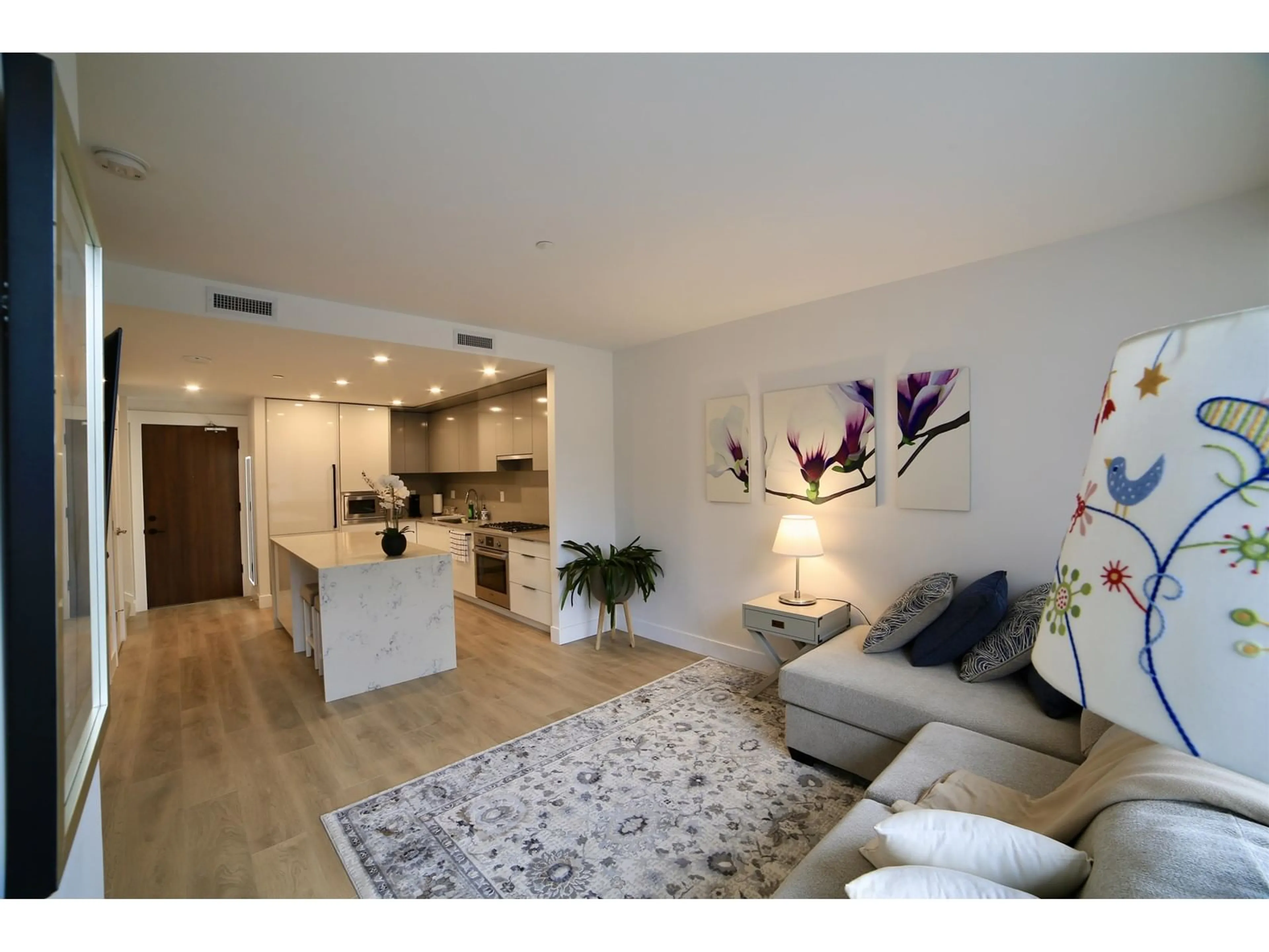 Living room with furniture, unknown for 4715 - 4711 HAZEL STREET, Burnaby British Columbia V5H0J9