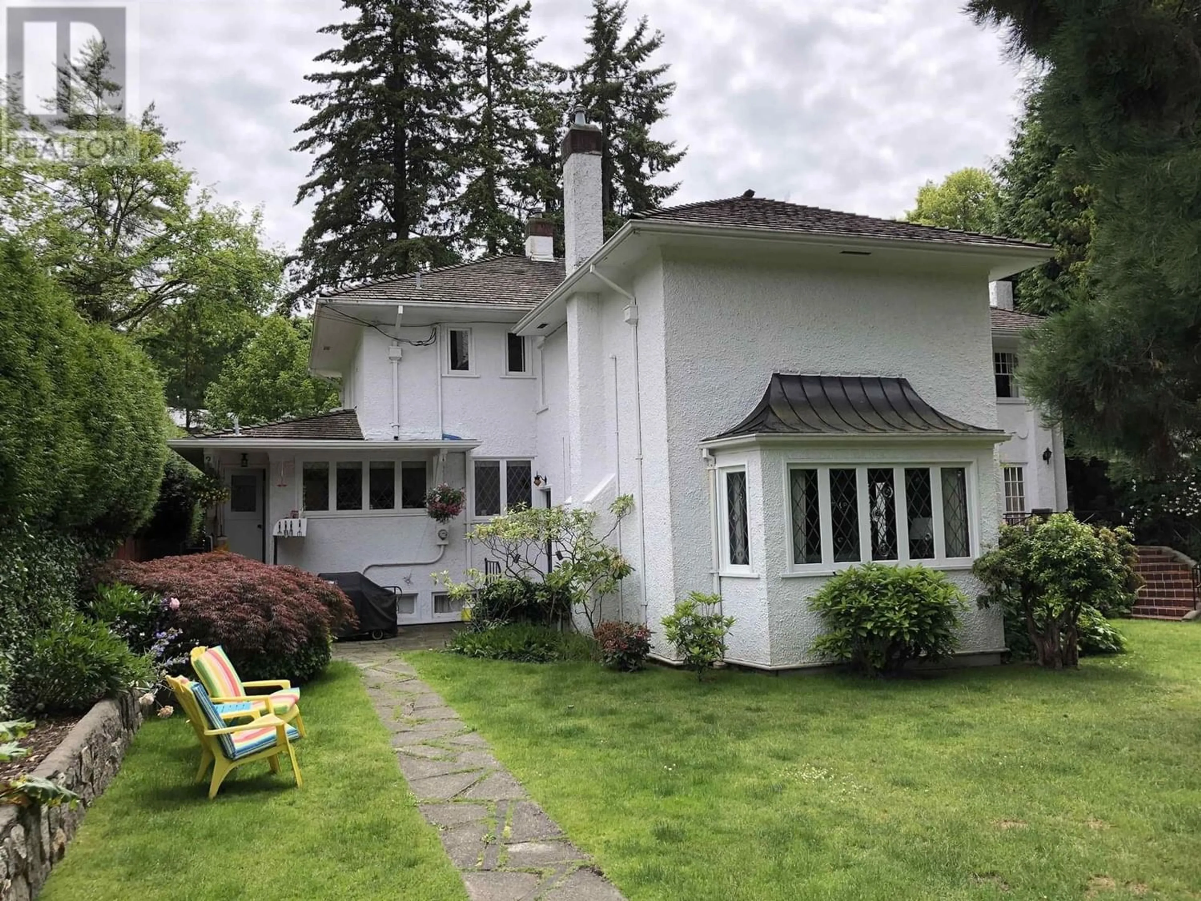 Frontside or backside of a home, cottage for 1525 W 29TH AVENUE, Vancouver British Columbia V6J2Z1