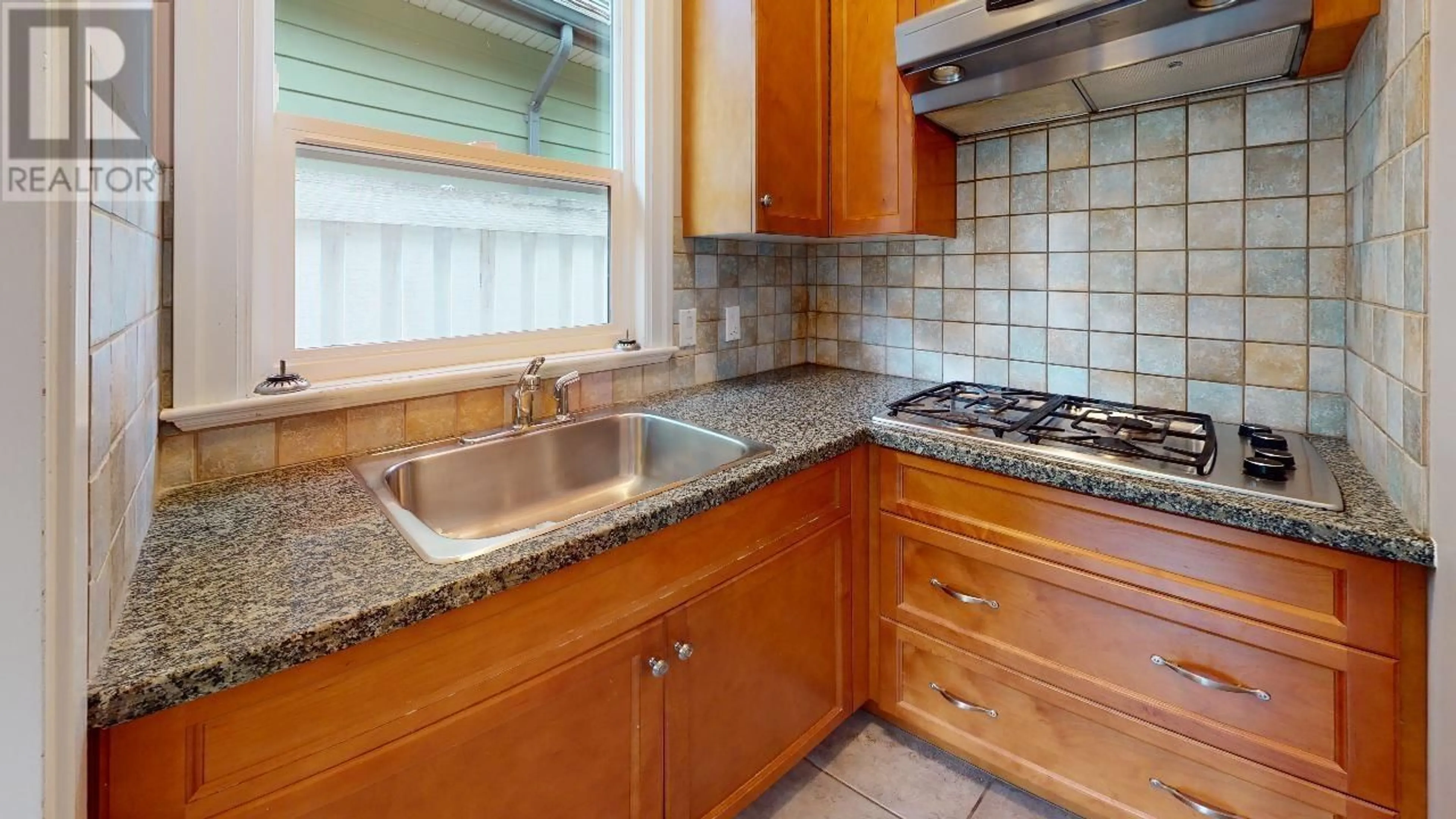 Standard kitchen, ceramic/tile floor for 3351 POINT AVENUE, Richmond British Columbia V7C5W8