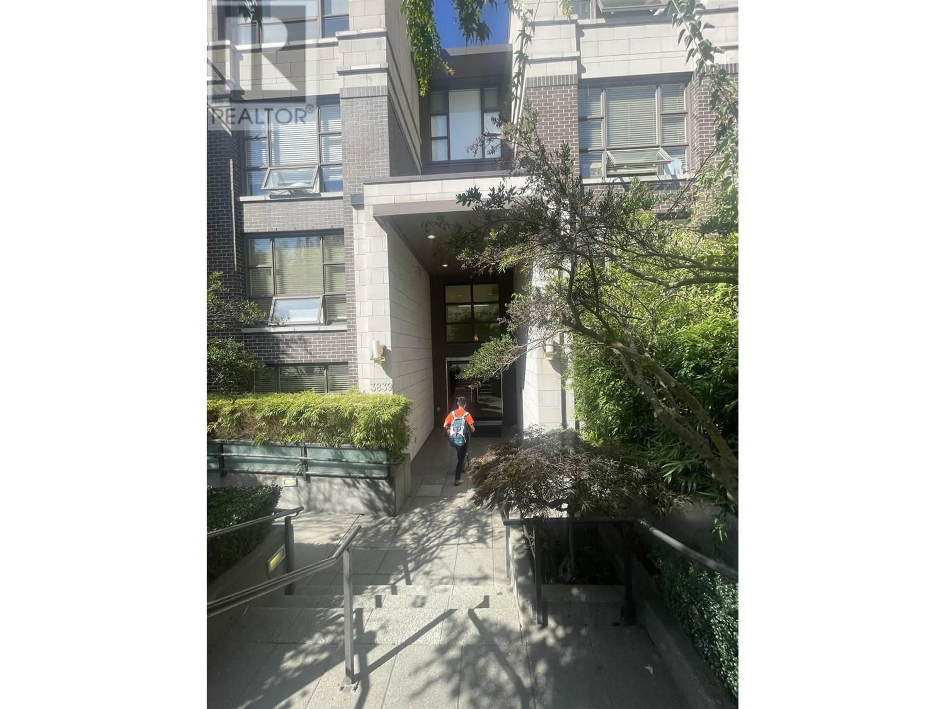 A pic from exterior of the house or condo for 305 3839 W 4TH AVENUE, Vancouver British Columbia V6R1P8