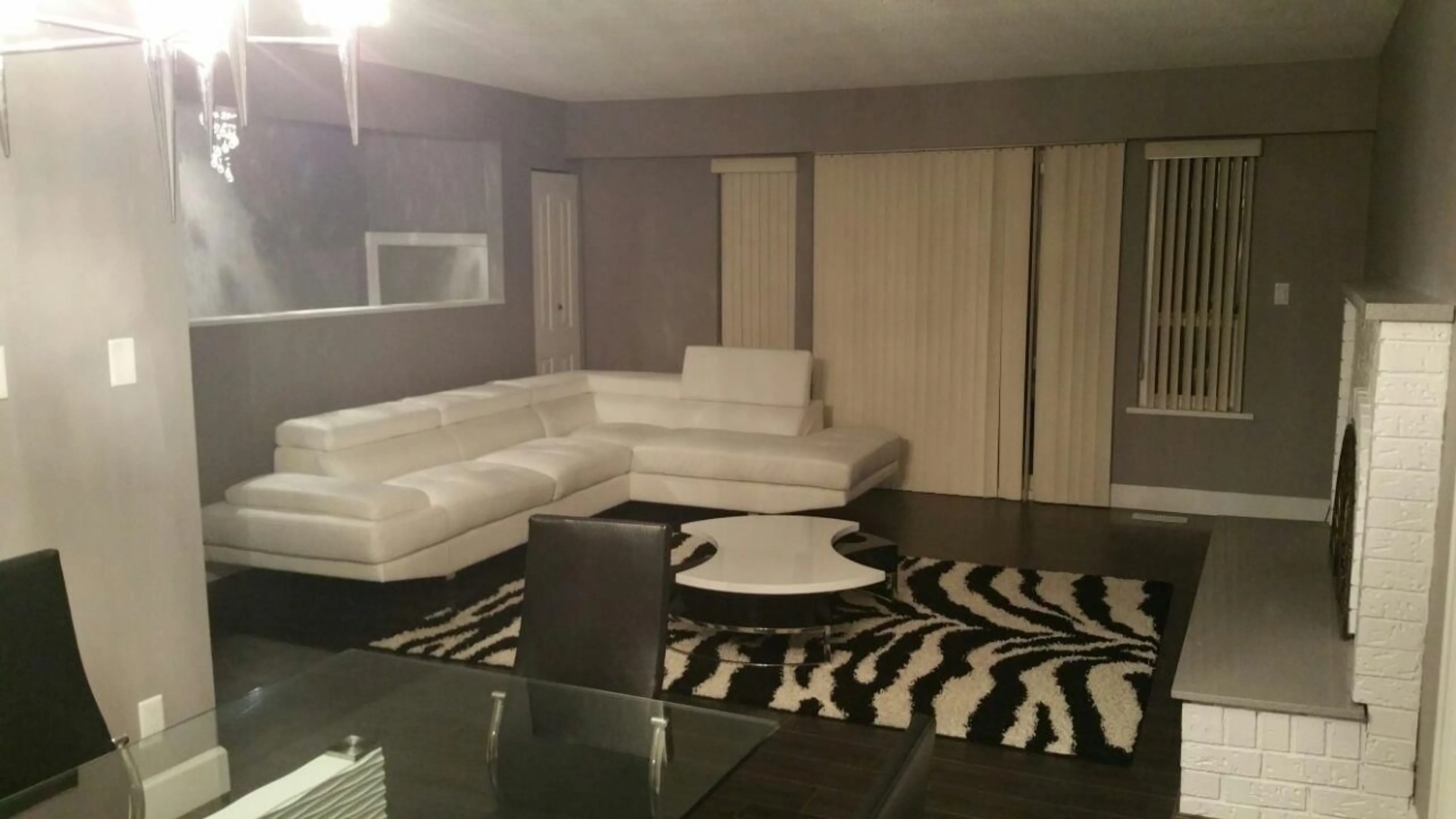 Living room for 5889 136 STREET, Surrey British Columbia V3X1J2