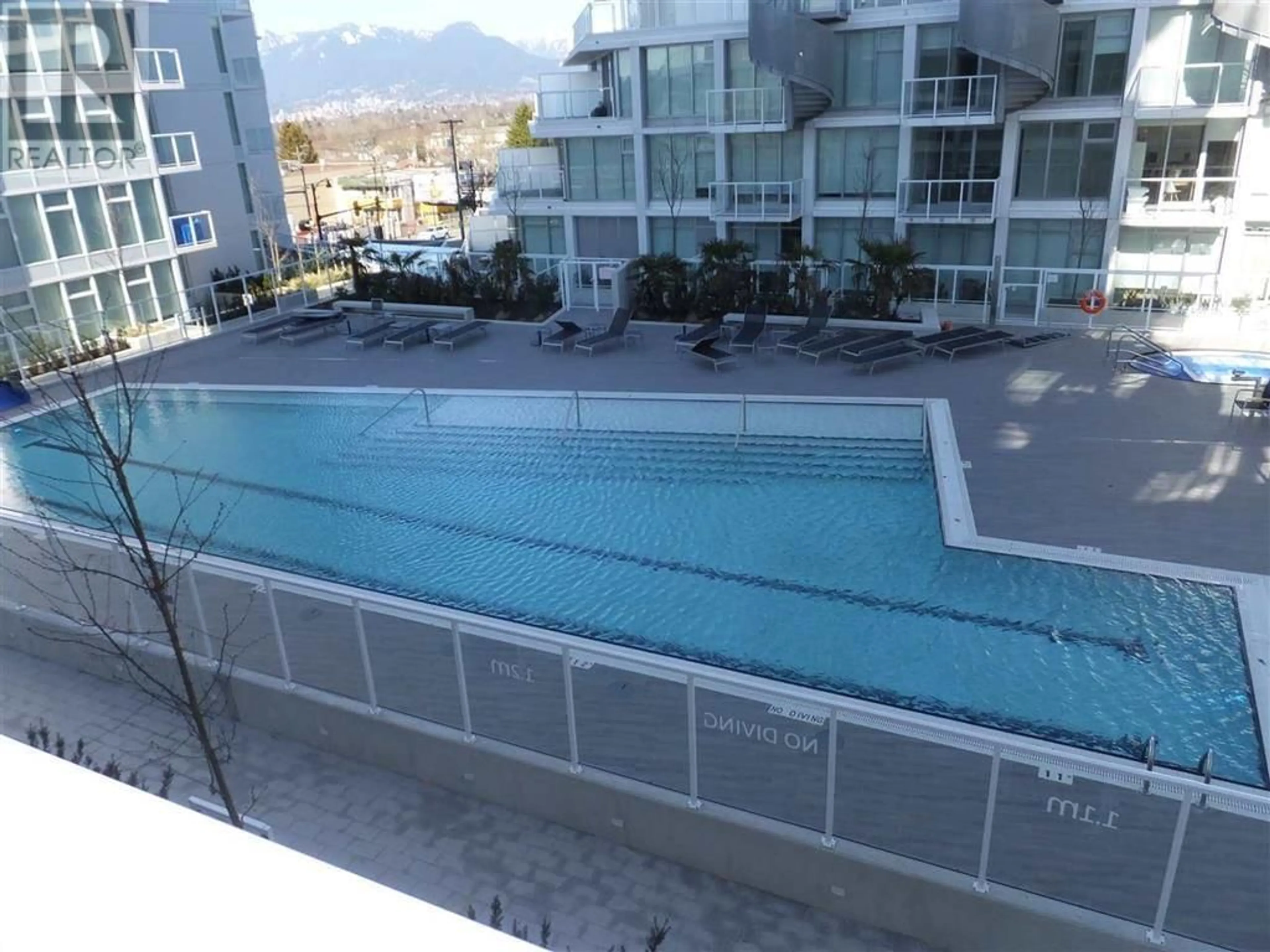 Pool for 302 - 2221 30TH AVENUE, Vancouver British Columbia V5N0G6