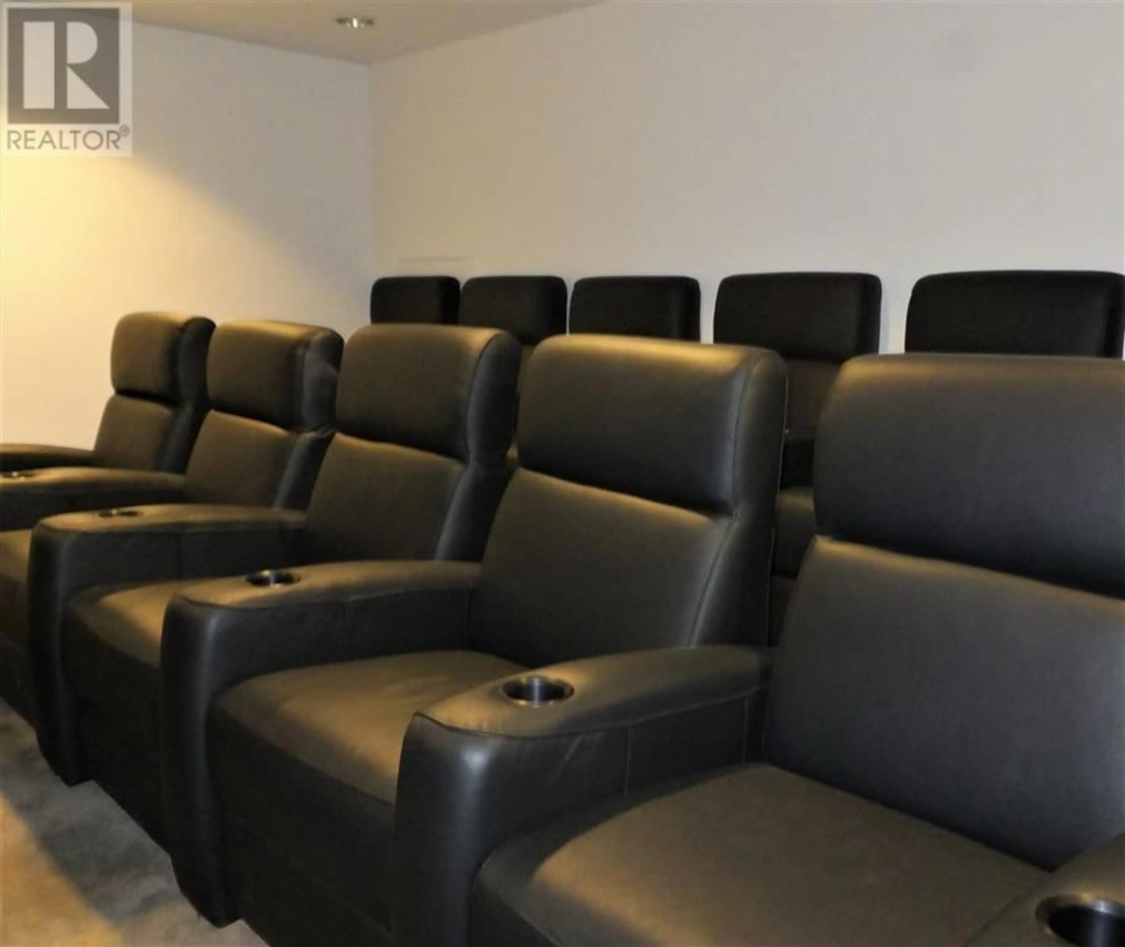 Home theater for 302 - 2221 30TH AVENUE, Vancouver British Columbia V5N0G6