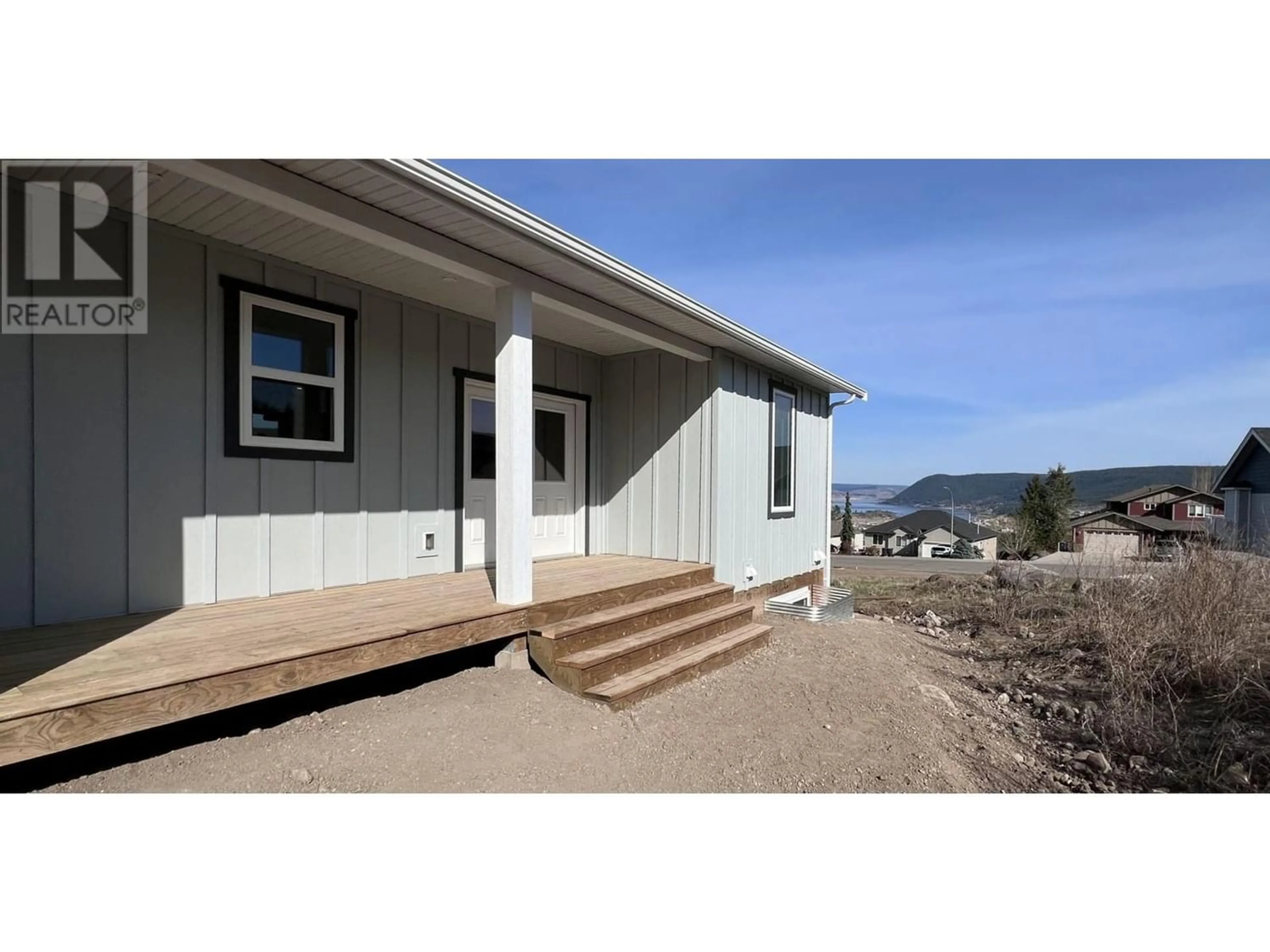 Home with vinyl exterior material for 621 BARBER STREET, Williams Lake British Columbia V2G4V3