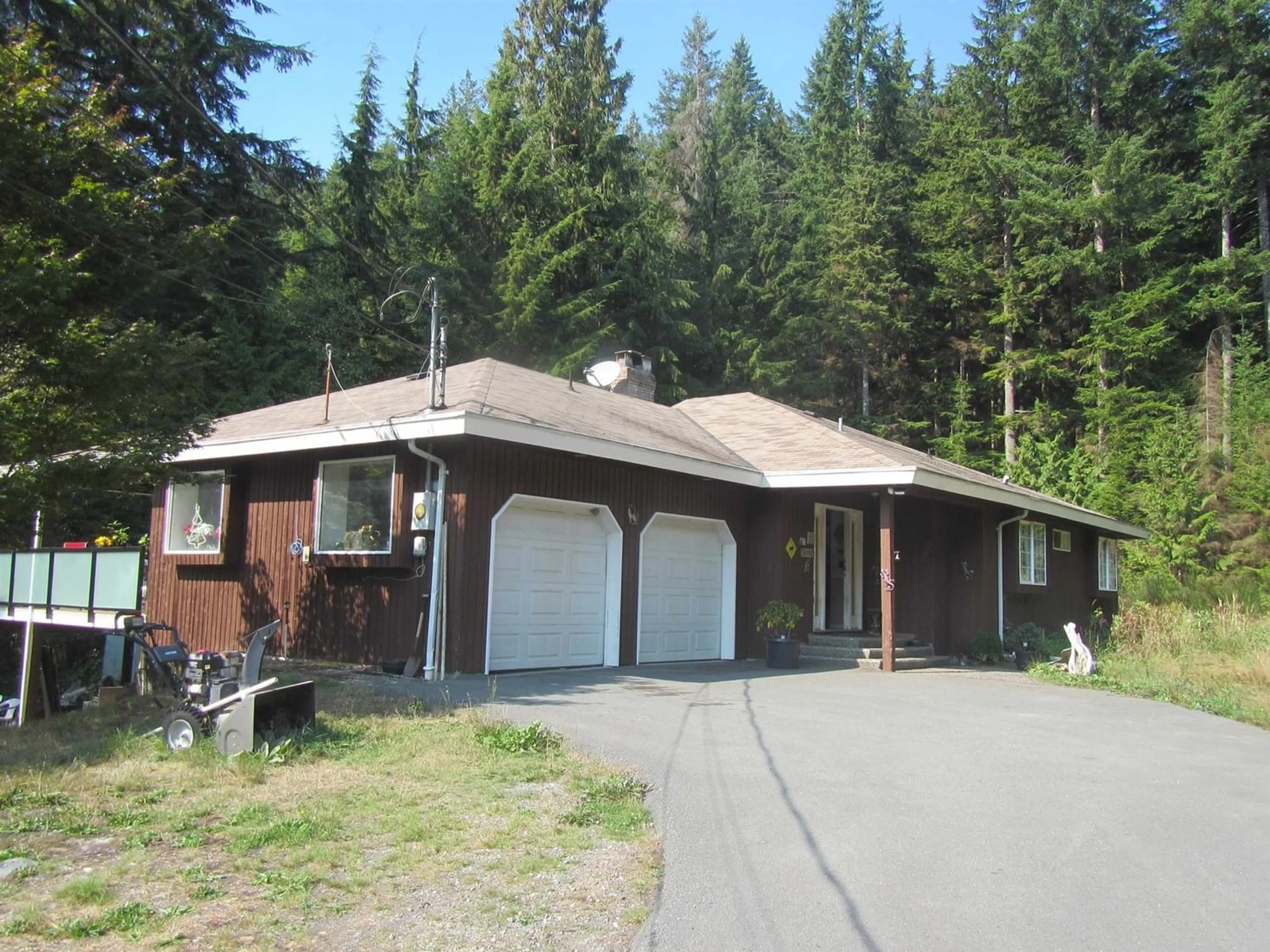 Frontside or backside of a home for 12293 CARDINAL STREET, Mission British Columbia V4S1L3