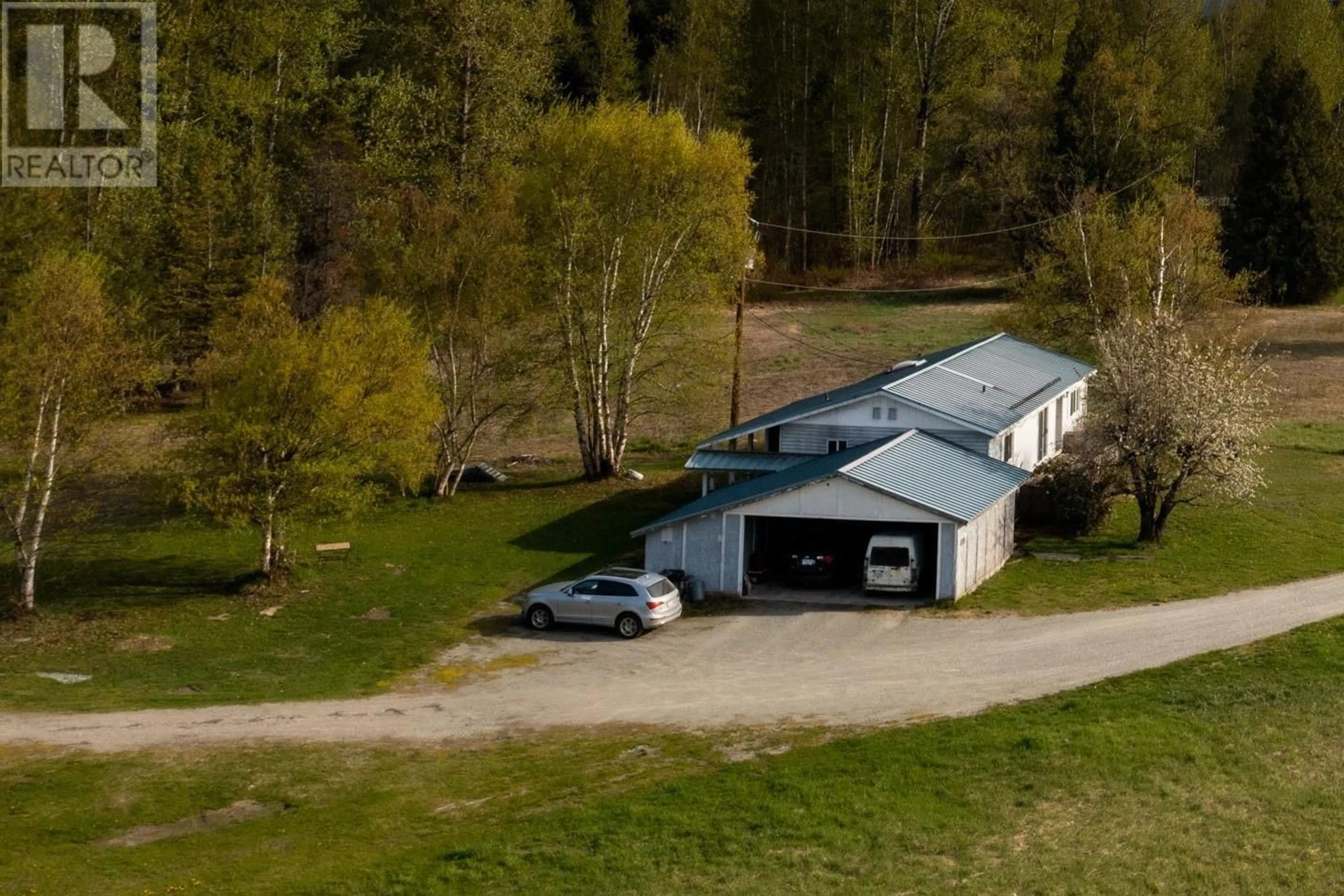 A pic from outside/outdoor area/front of a property/back of a property/a pic from drone, unknown for 1691 HIGHWAY 99, Pemberton British Columbia V0N2L2