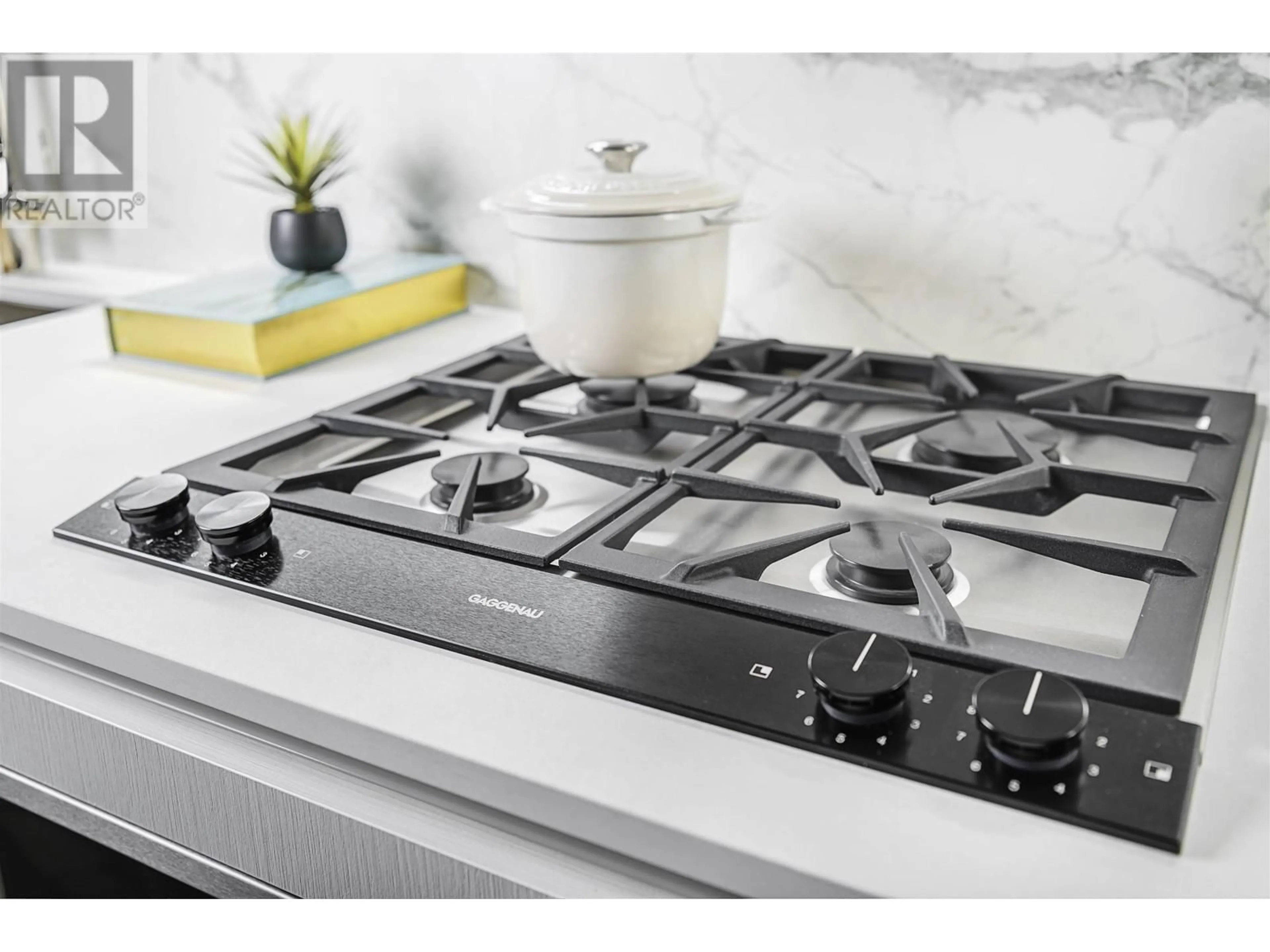 Standard kitchen, ceramic/tile floor for 904 - 8415 GRANVILLE STREET, Vancouver British Columbia V6P4Z9