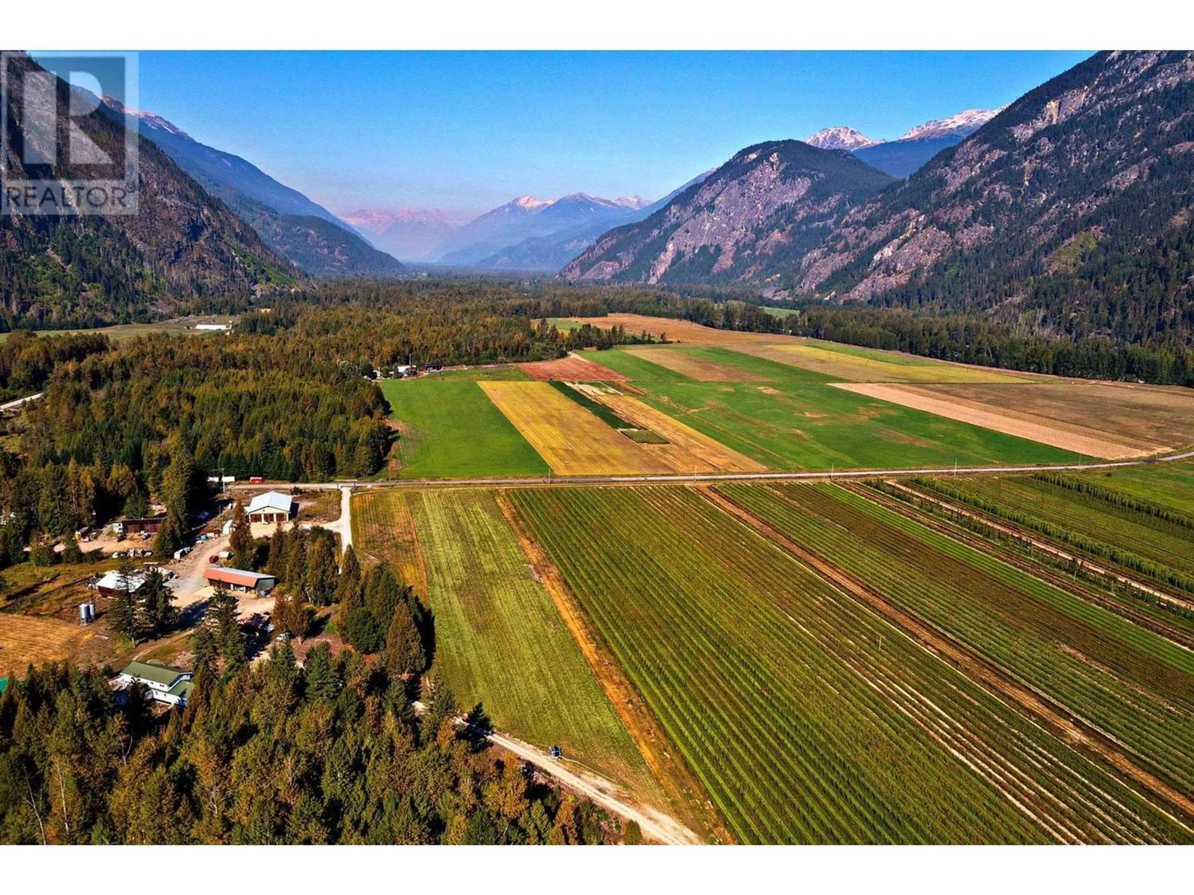 A pic from outside/outdoor area/front of a property/back of a property/a pic from drone, mountain view for 9310 UPPER LILLOOET RIVER FSR, Pemberton British Columbia V0N2L2