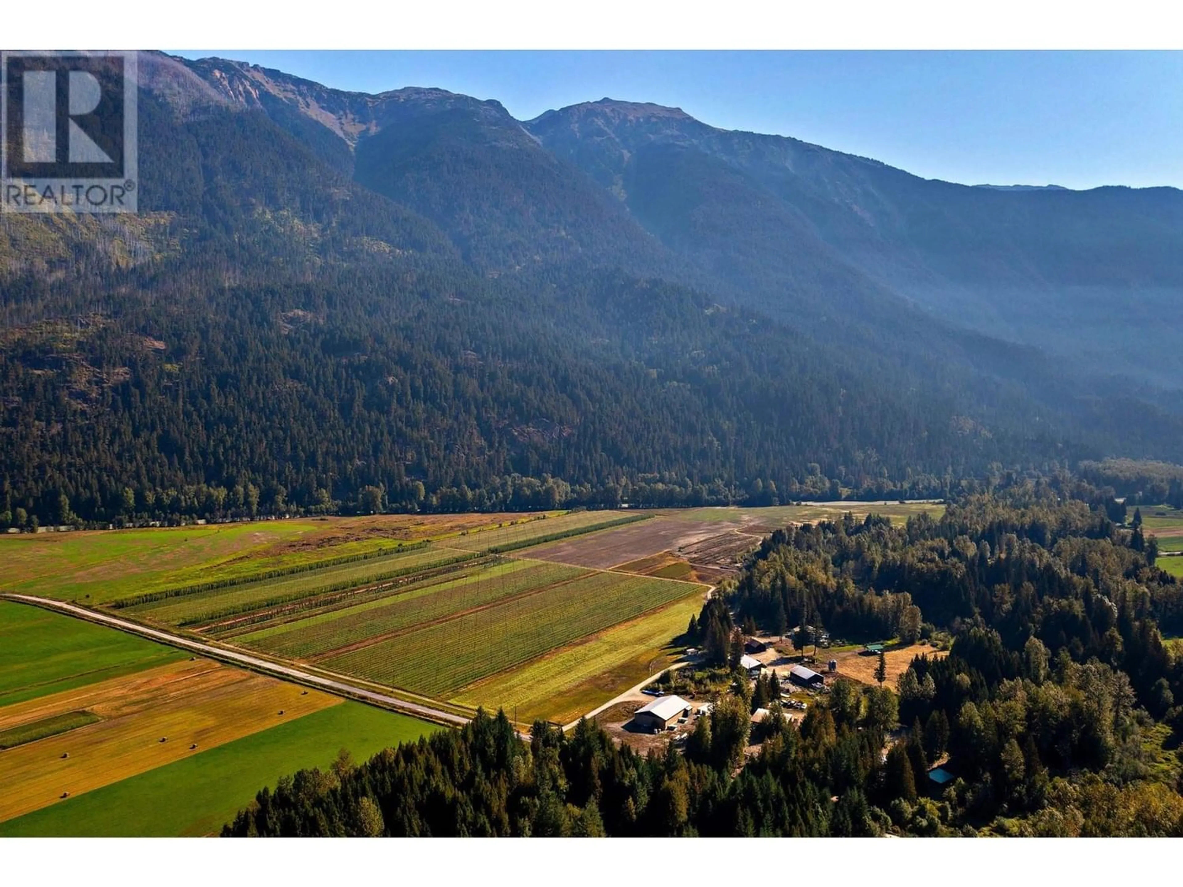 A pic from outside/outdoor area/front of a property/back of a property/a pic from drone, mountain view for 9310 UPPER LILLOOET RIVER FSR, Pemberton British Columbia V0N2L2