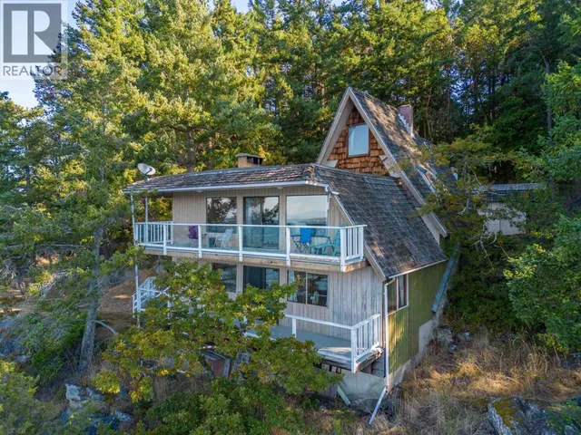 315 DEACON LANE, Galiano Island 2