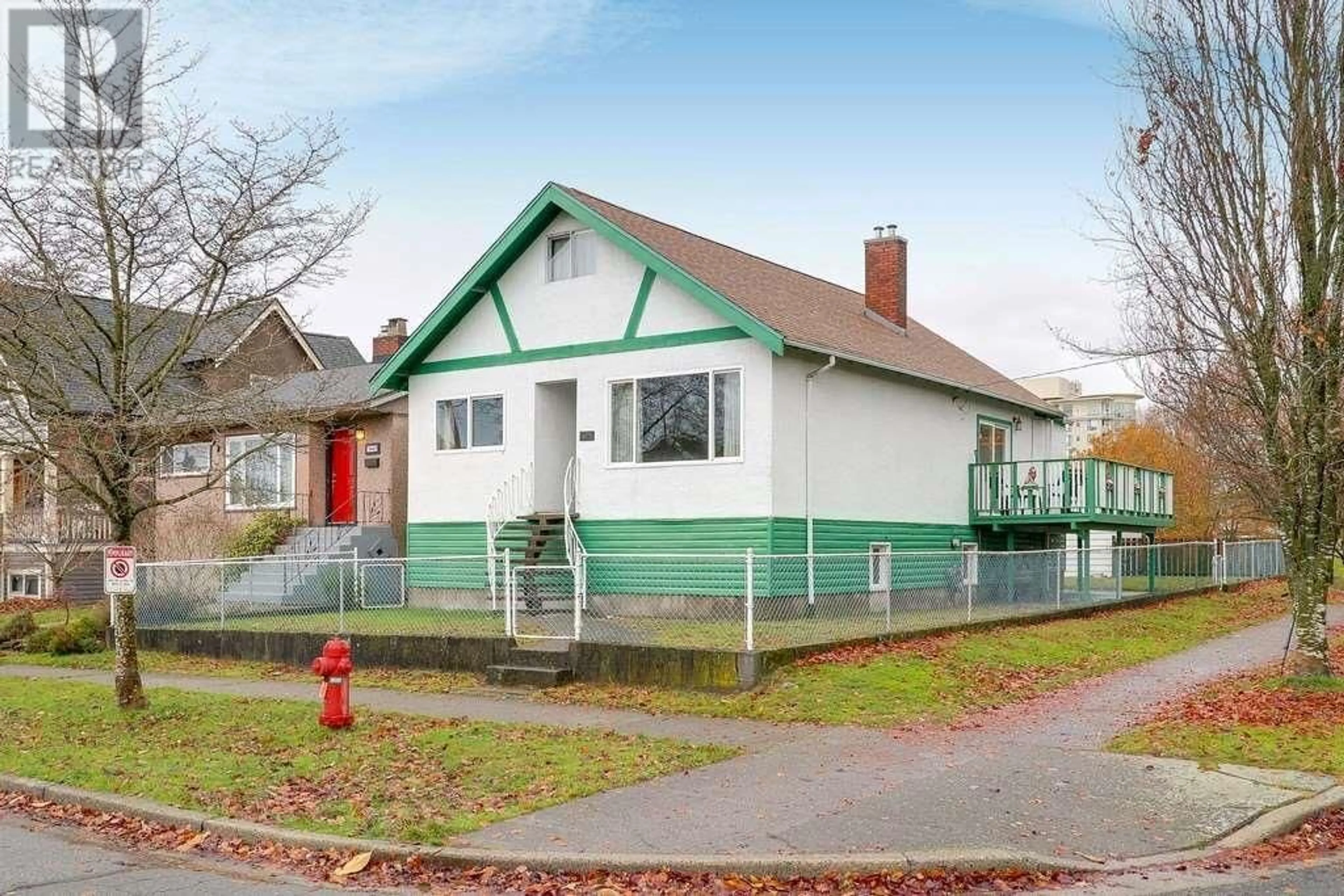 Frontside or backside of a home for 1495 E 27TH AVENUE, Vancouver British Columbia V5N2W6