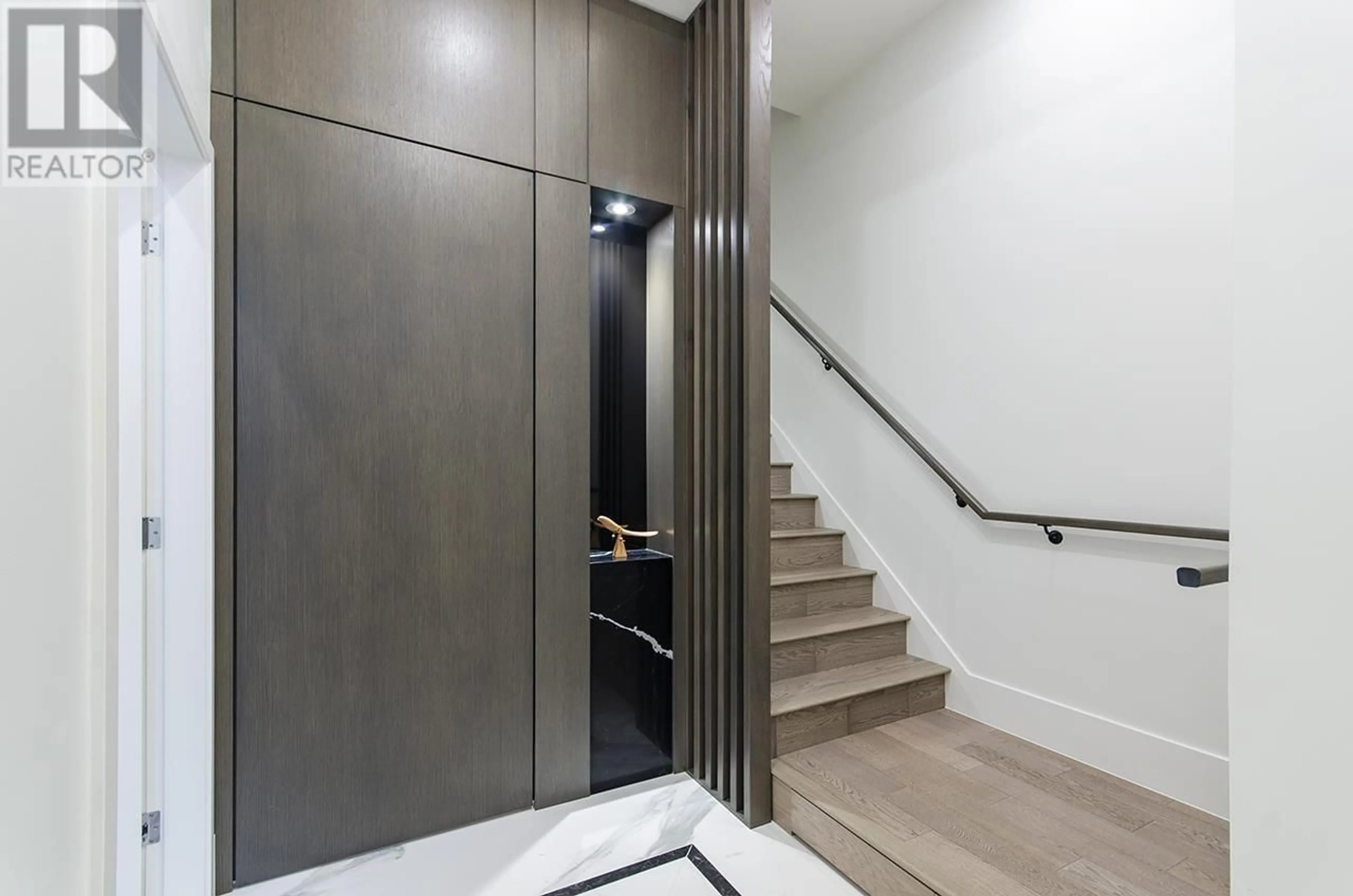 Indoor foyer, wood floors for 2793 ALAMEIN AVENUE, Vancouver British Columbia V6L0C2