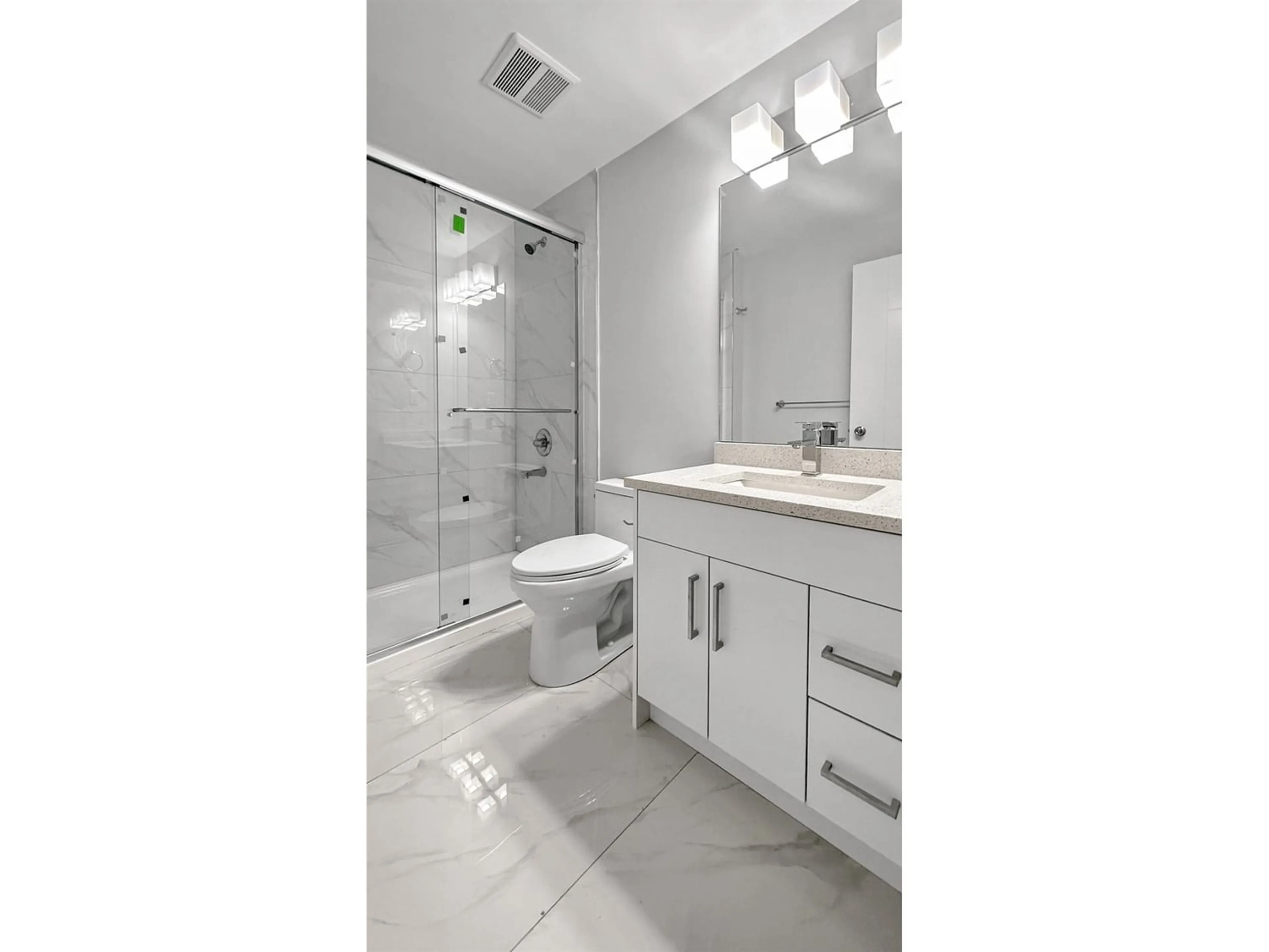 Bathroom for 9137 MALCOLM PLACE, Surrey British Columbia V3V6G1