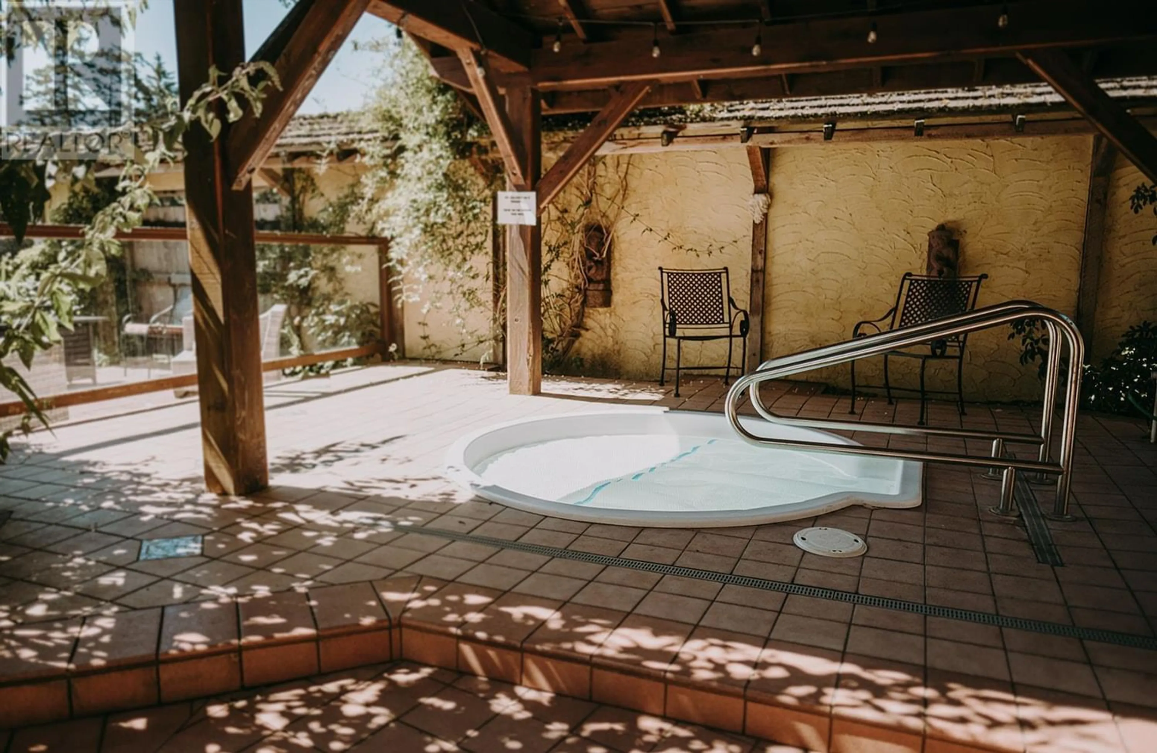 Indoor or outdoor pool for 5A 134 MADRONA DRIVE, Galiano Island British Columbia V0N1P0