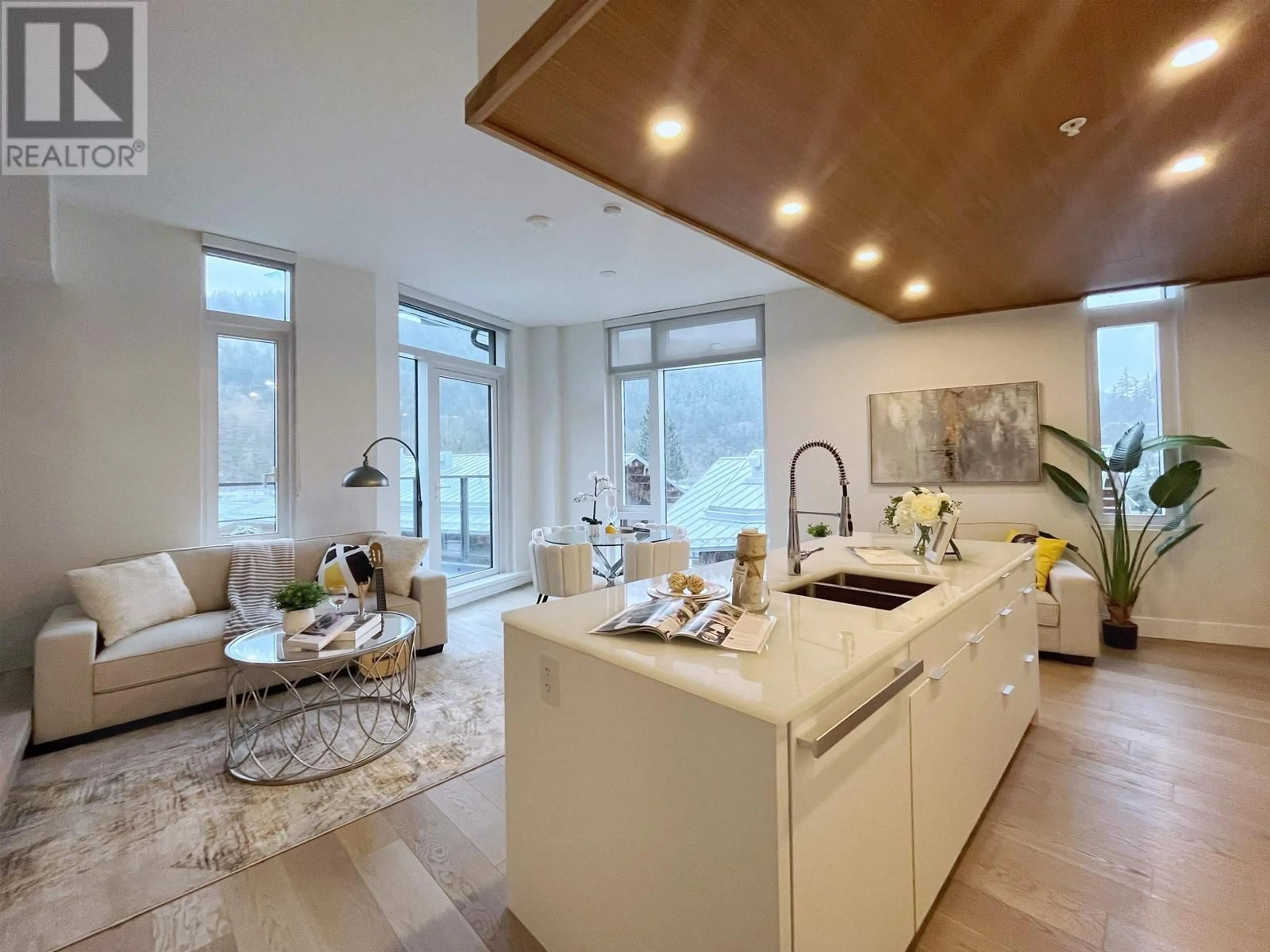Open concept kitchen, unknown for 409 - 6687 NELSON AVENUE, West Vancouver British Columbia V7W2B2