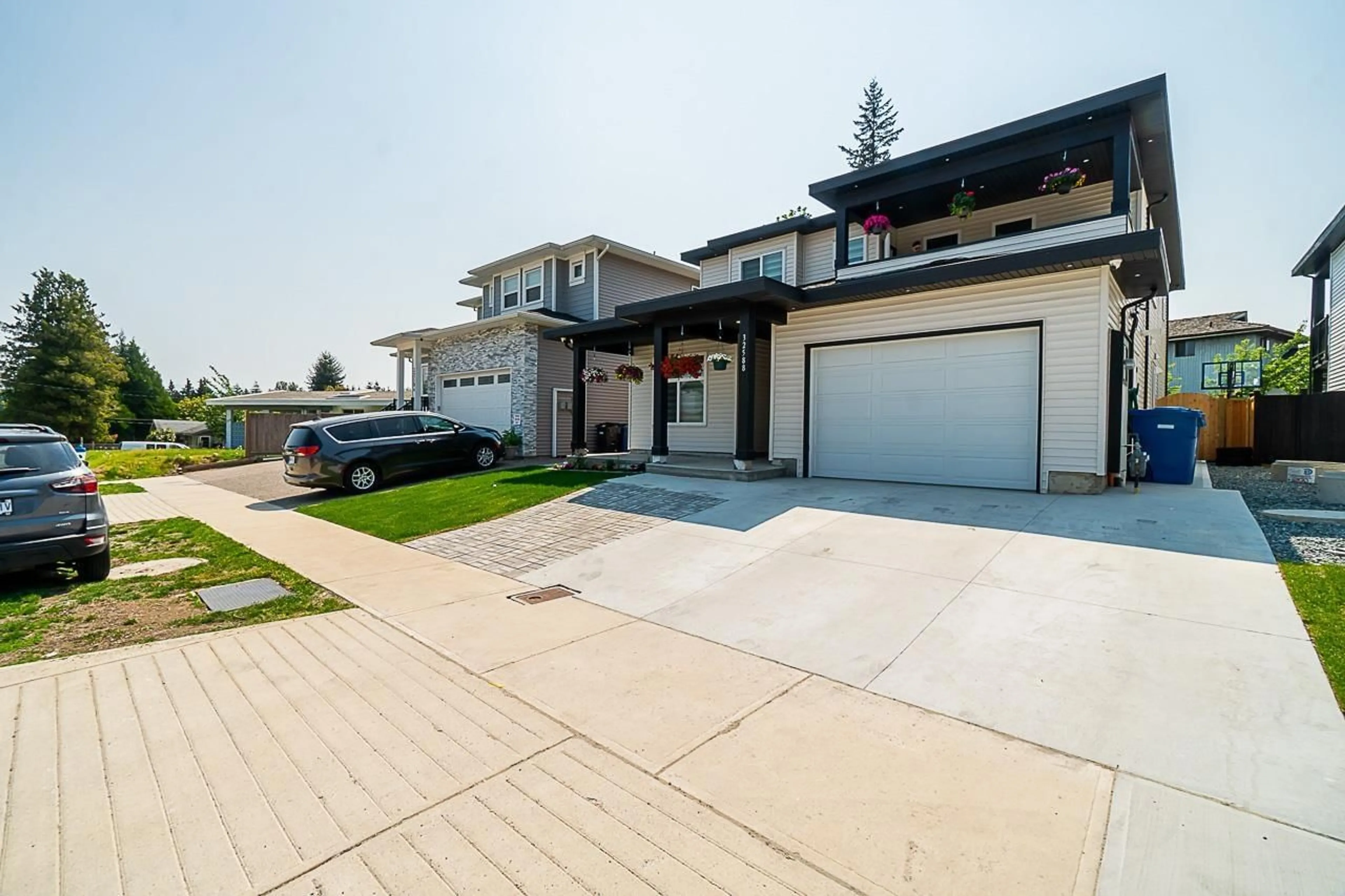 Frontside or backside of a home for 32588 PEARDONVILLE ROAD, Abbotsford British Columbia V2T1N3