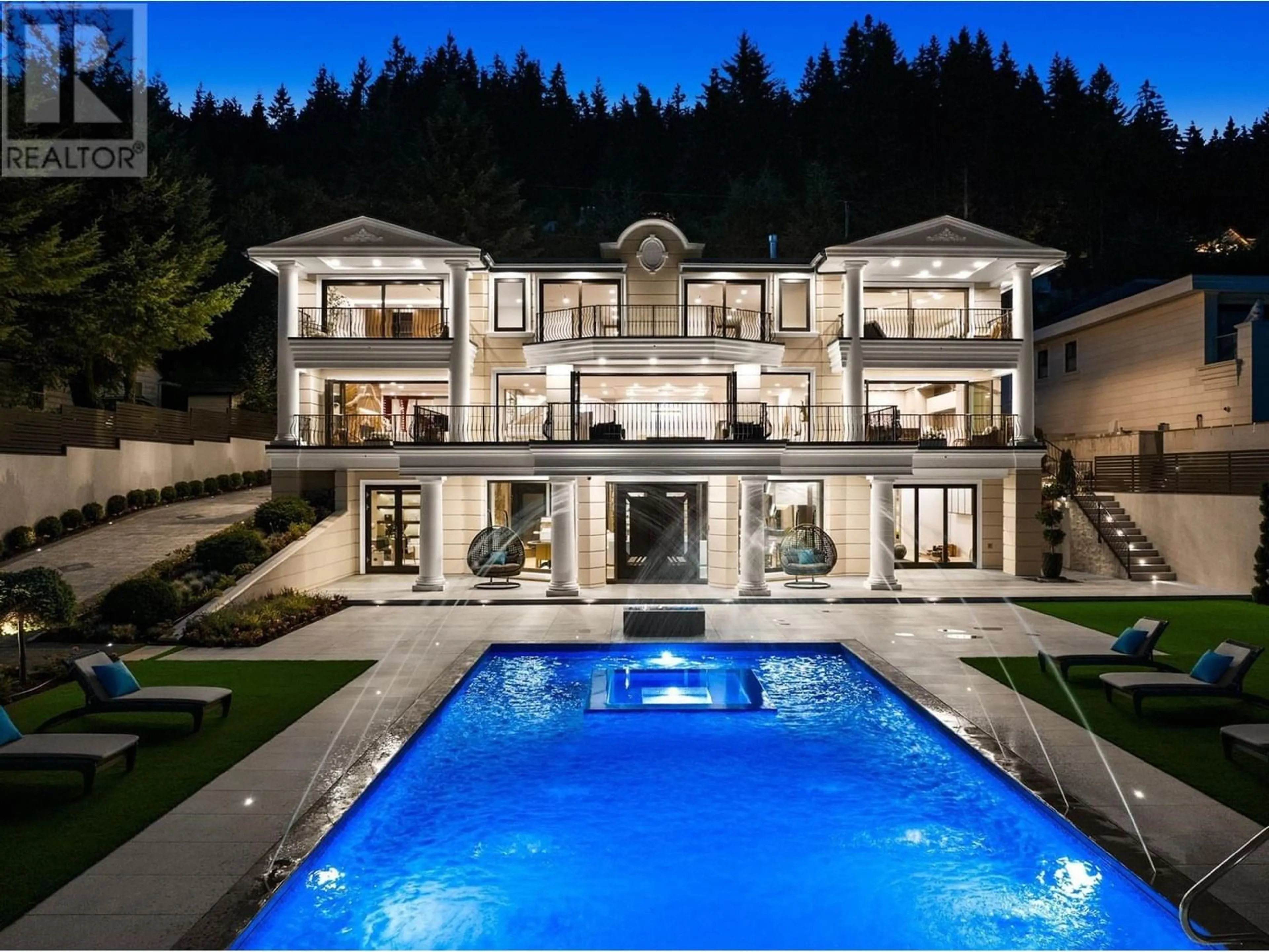 Frontside or backside of a home for 1123 CRESTLINE ROAD, West Vancouver British Columbia V7S2E3