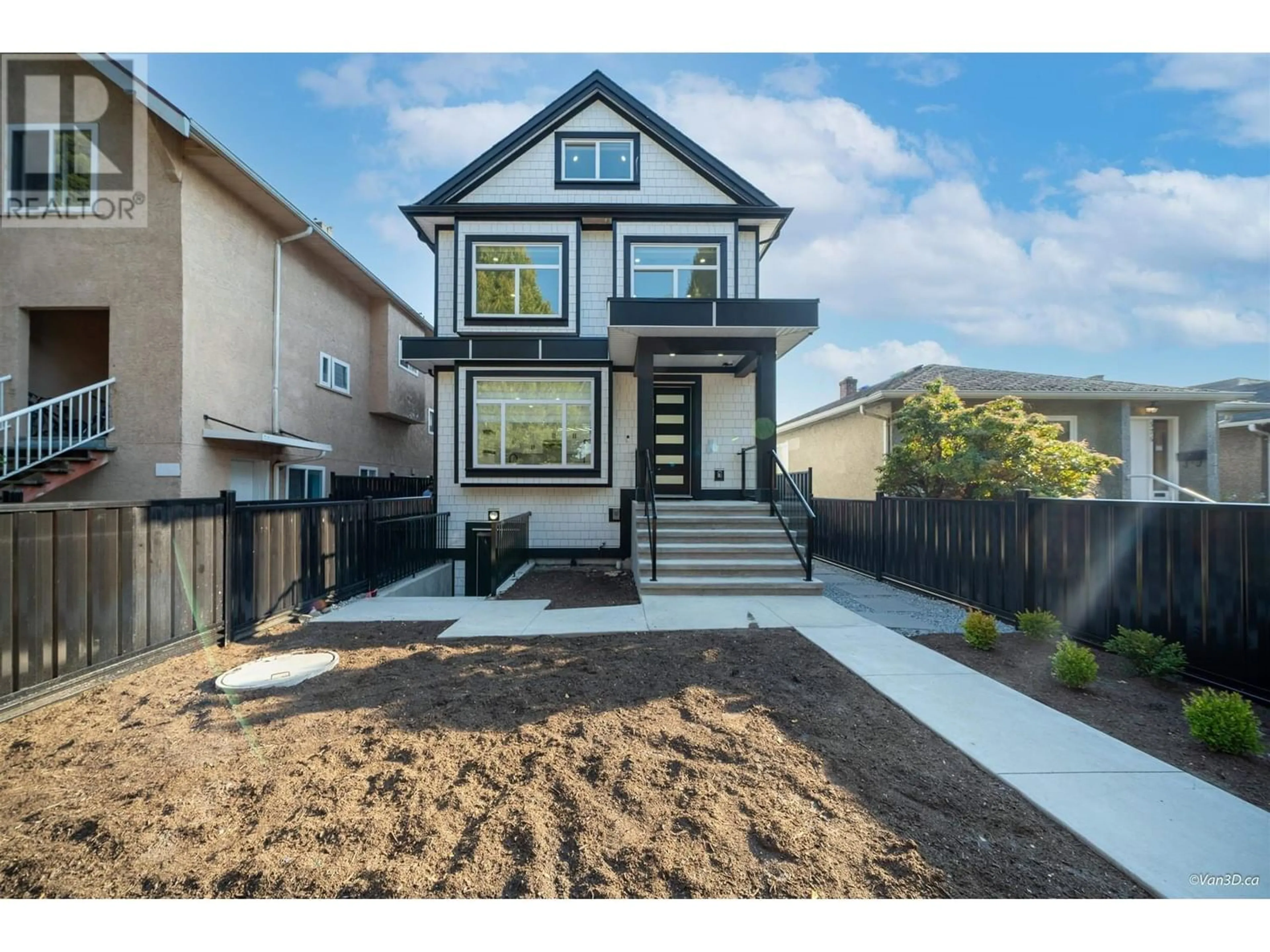 Frontside or backside of a home for 584 E 49TH AVENUE, Vancouver British Columbia V5W2G9